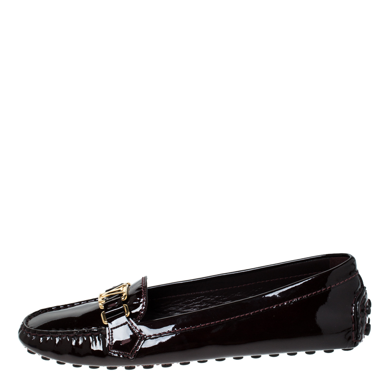 

Louis Vuitton Burgundy Patent Leather Oxford Logo Slip On Loafers Size