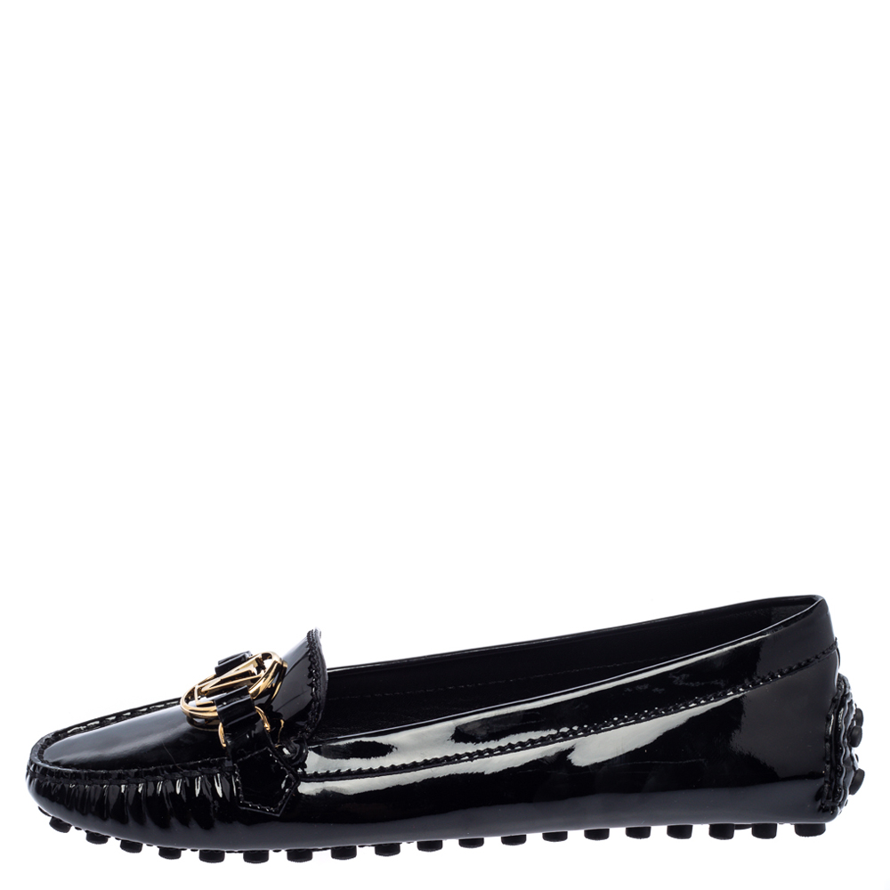 

Louis Vuitton Black Patent Leather Dauphine Loafers Size