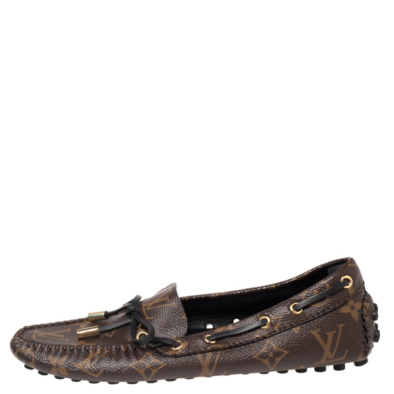 

Louis Vuitton Brown Monogram Canvas Gloria Flat Loafers Size