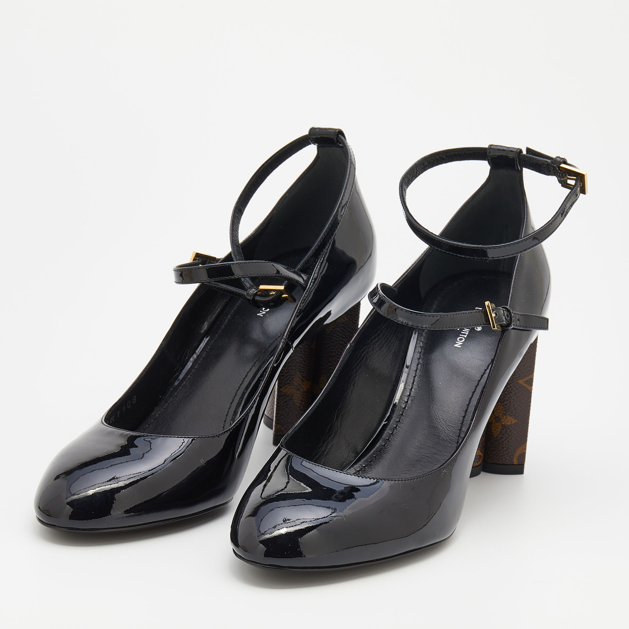 

Louis Vuitton Black Patent Leather Ankle Strap Block Heel Pumps Size