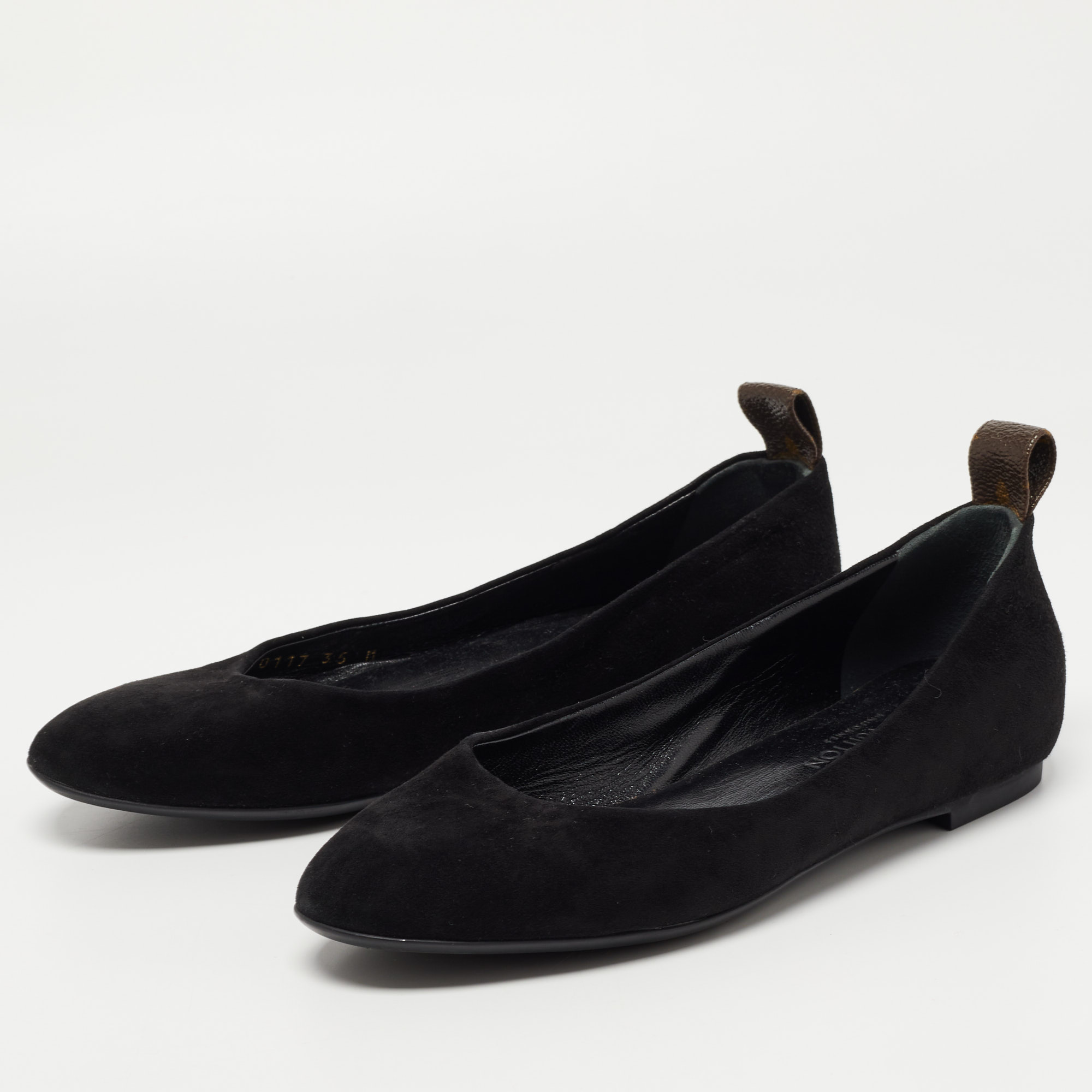 

Louis Vuitton Black Suede Ballet Flats Size