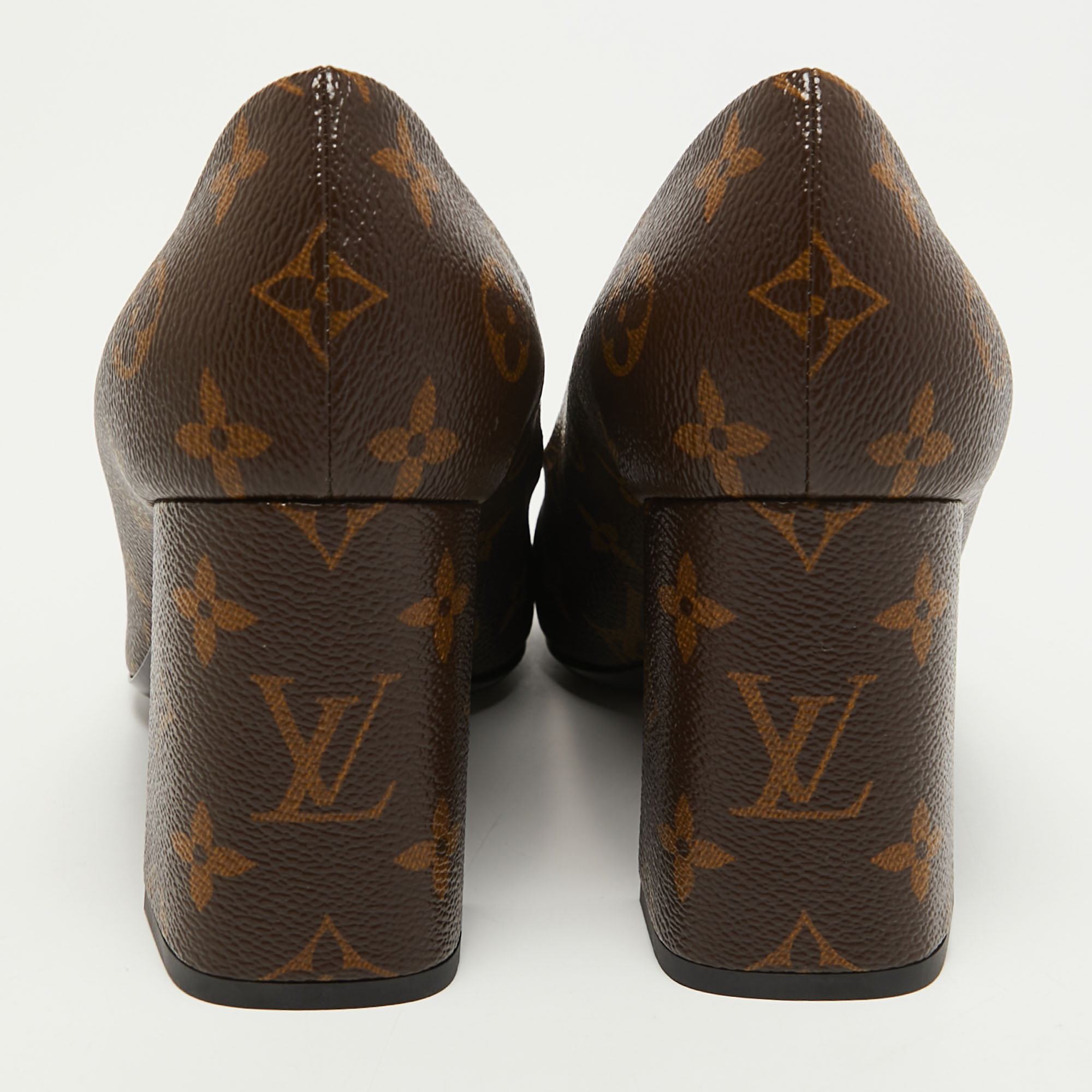 Louis Vuitton Black Patent Leather Madeleine Logo Block Heel Pumps Size 41