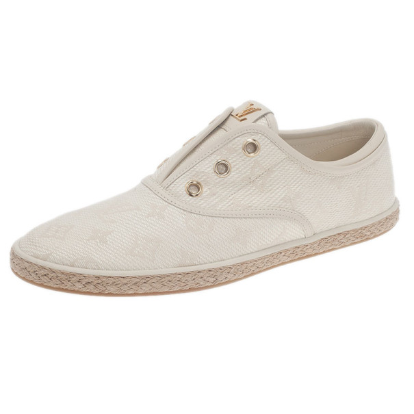 مملوكة مسبقًا Louis Vuitton White Monogram Canvas Espadrilles Sneakers Size 38.5