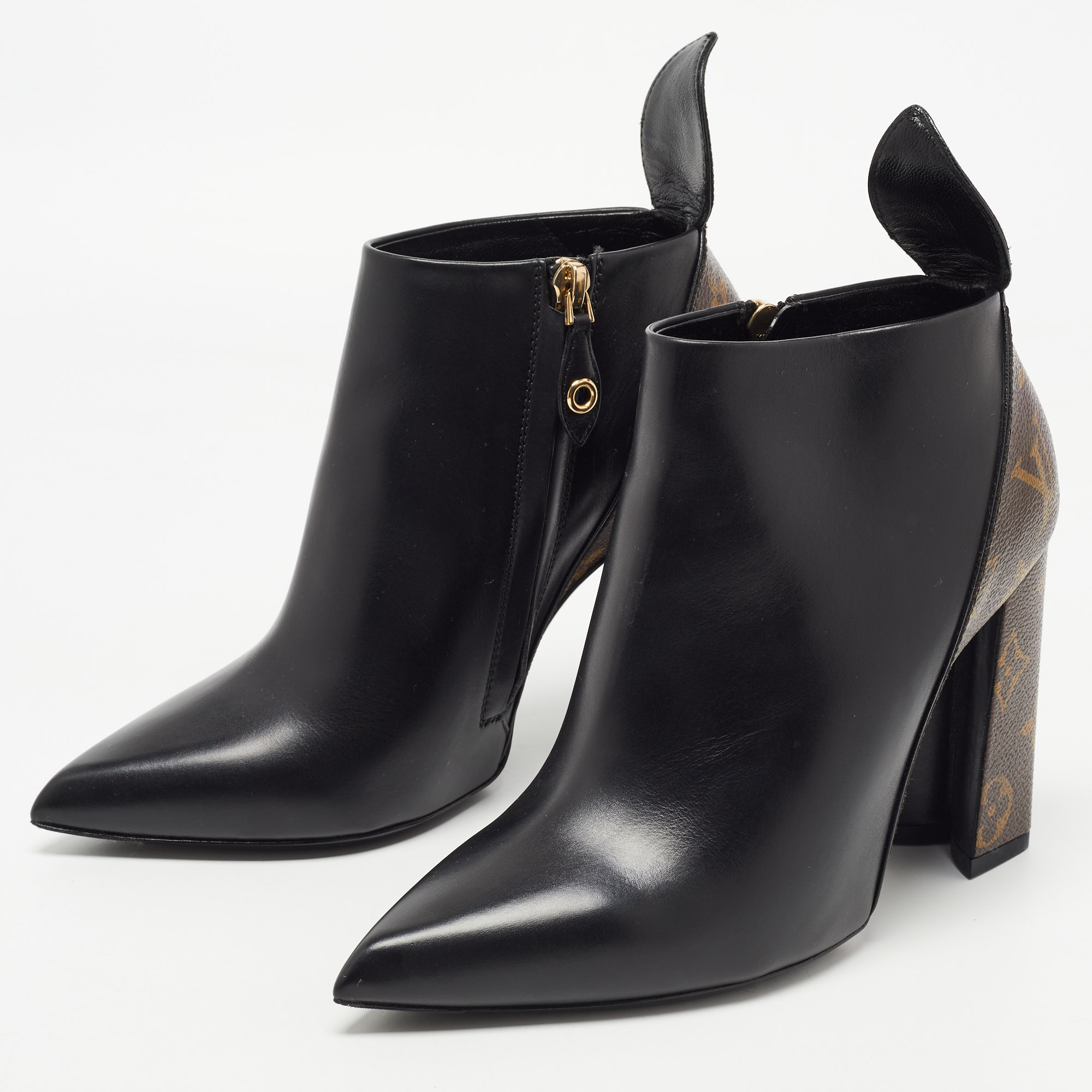 

Louis Vuitton Black/Brown Monogram Canvas and Leather Rodeo Queen Ankle Boots Size