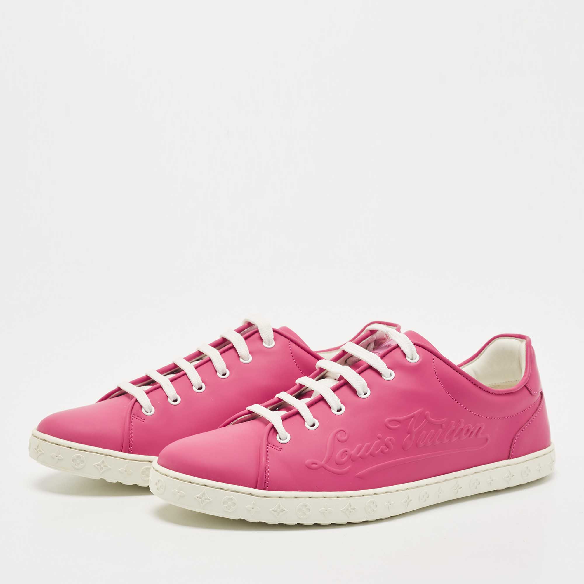 

Louis Vuitton Pink Leather Low Top Sneakers Size