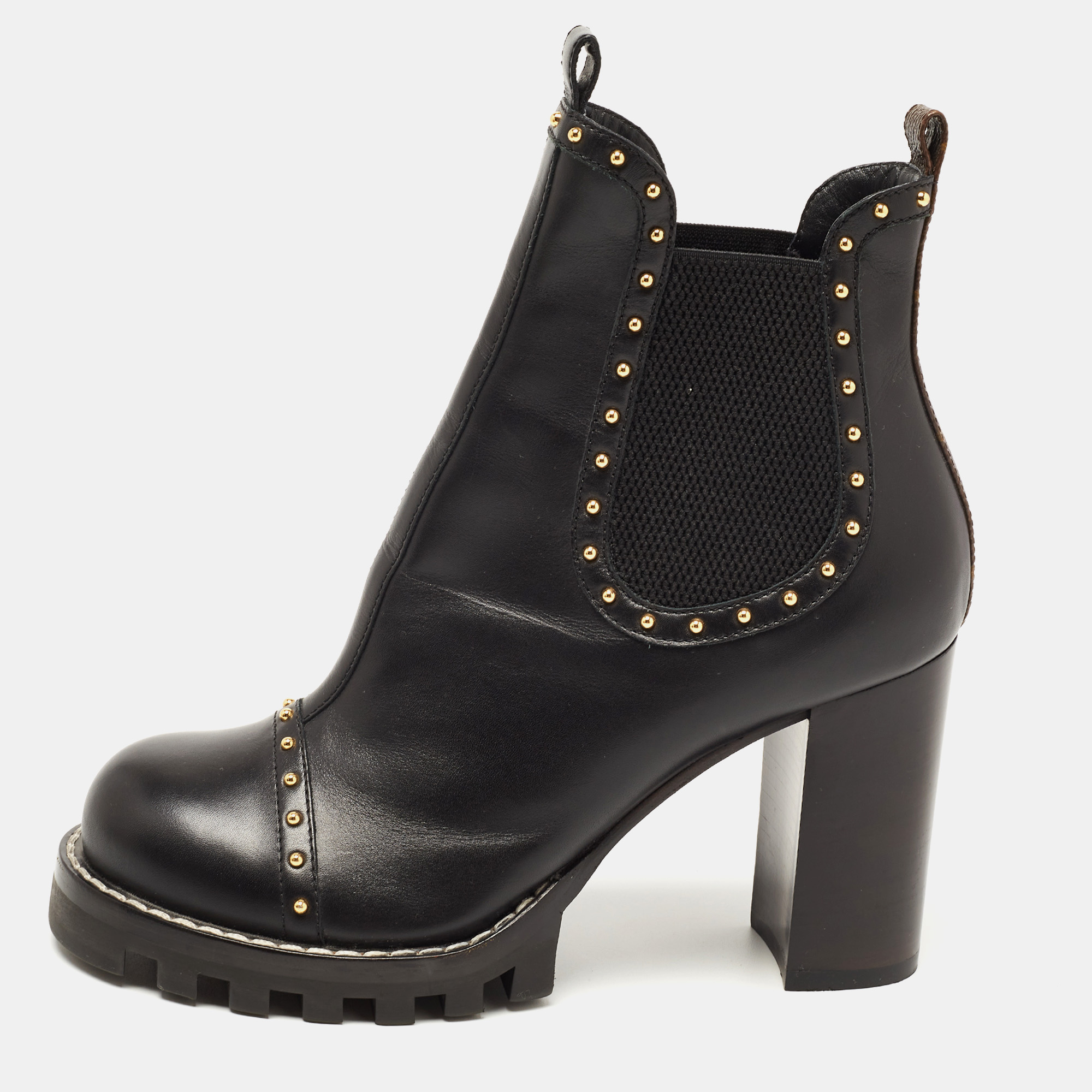 Second hand Louis Vuitton Ankle boots - Joli Closet