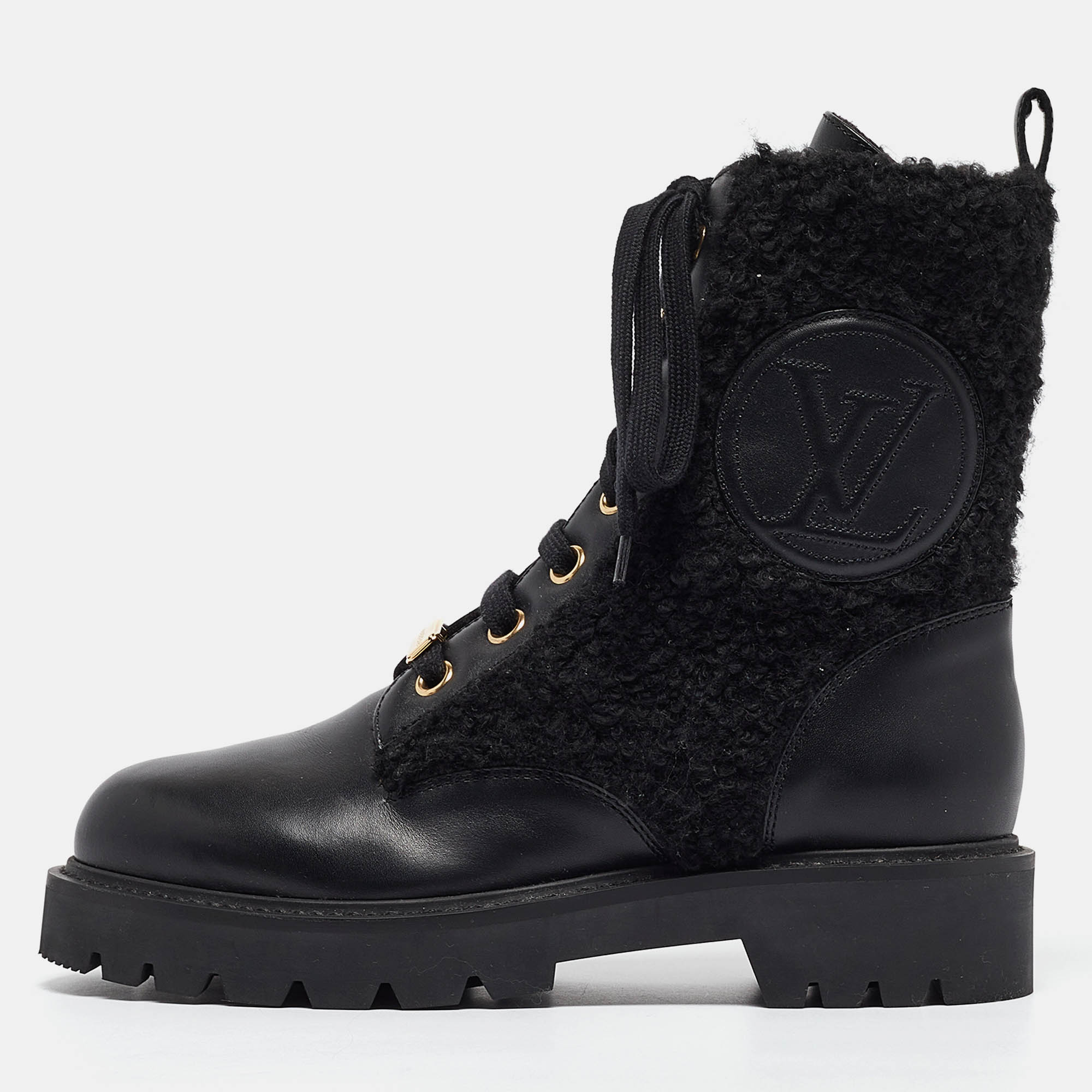 

Louis Vuitton Black Leather and Shearling Fur Territory Ranger Boots Size