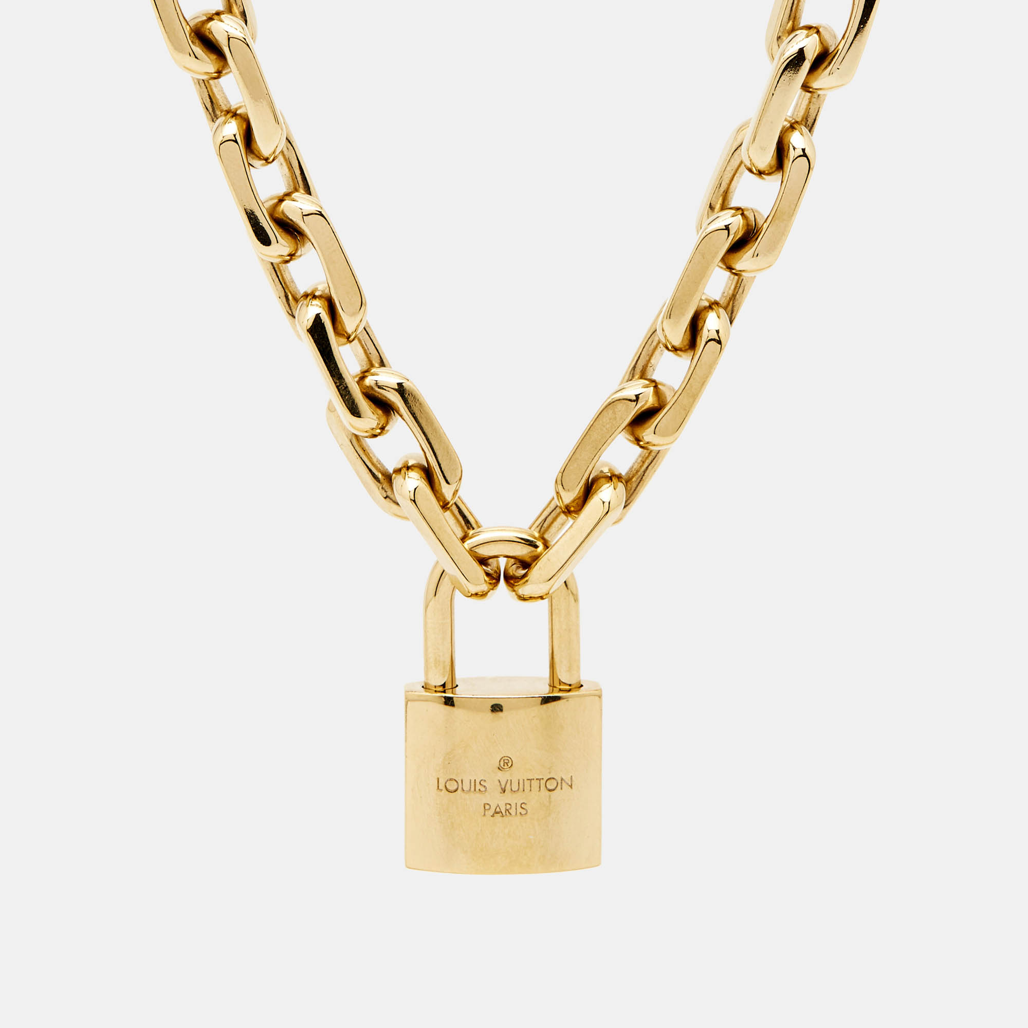 

Louis Vuitton LV Edge Cadenas Gold Tone Necklace