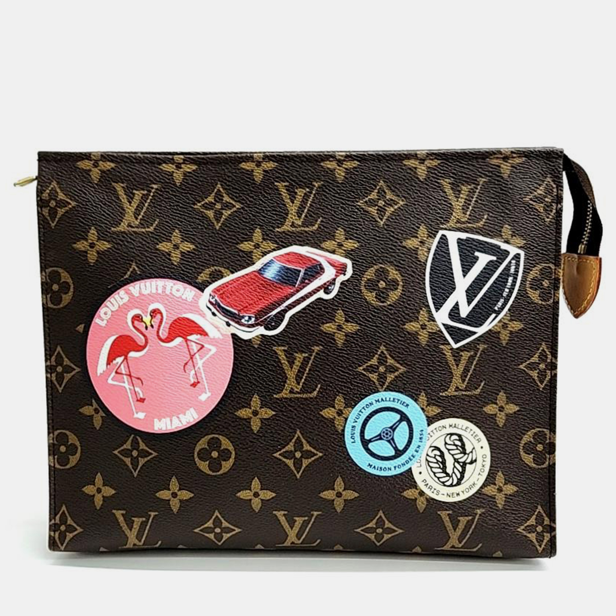 

Louis Vuitton Brown Monogram World Tour Toiletry Pouch 26