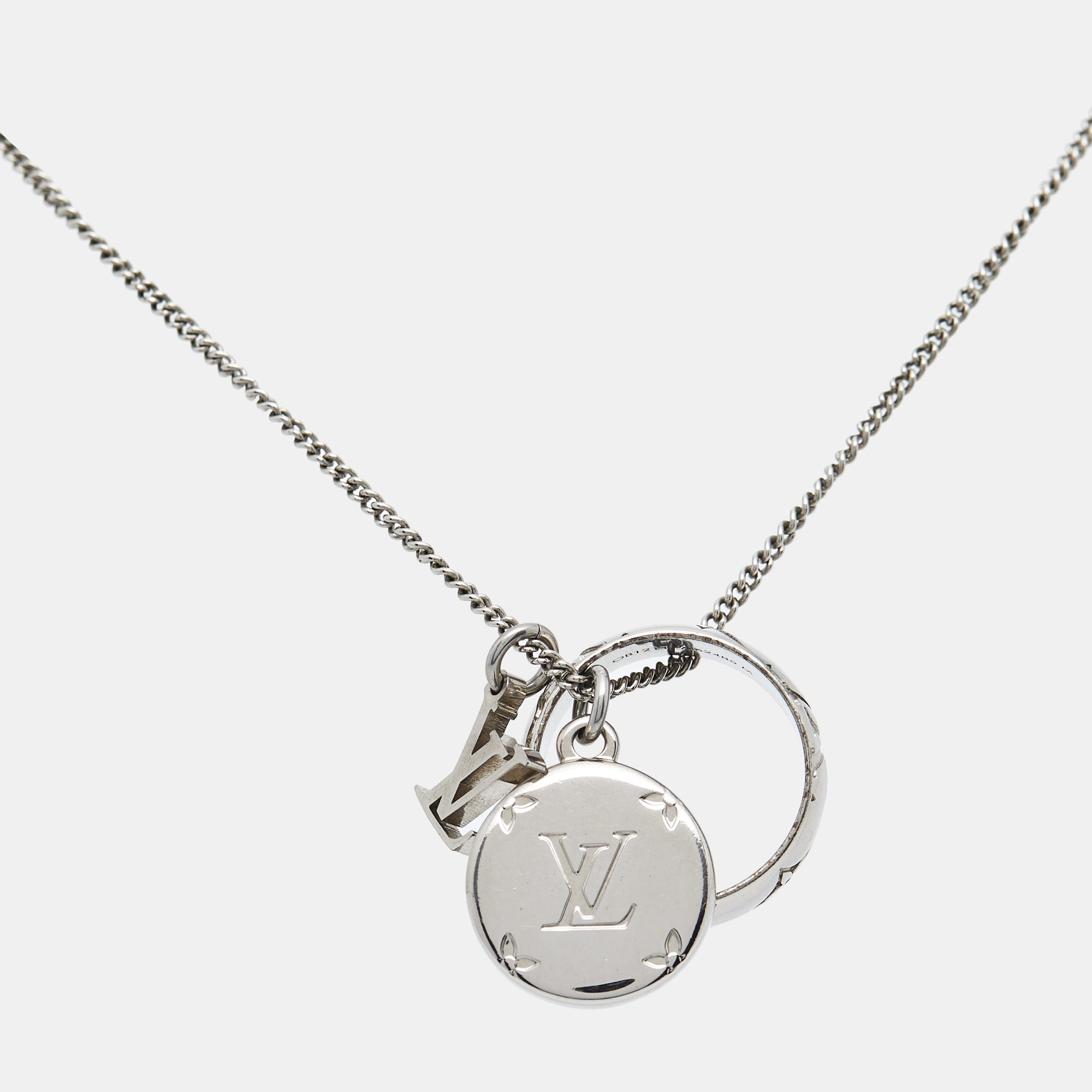 

Louis Vuitton Monogram Ring Pendant Silver Tone Charms Necklace