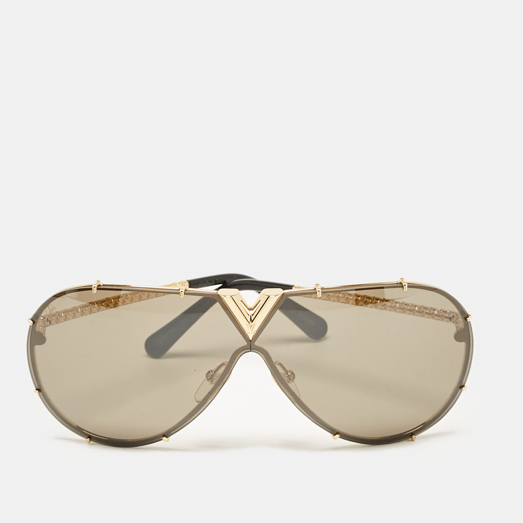 

Louis Vuitton Black/Gold Z0897W LV Drive Aviators Sunglasses