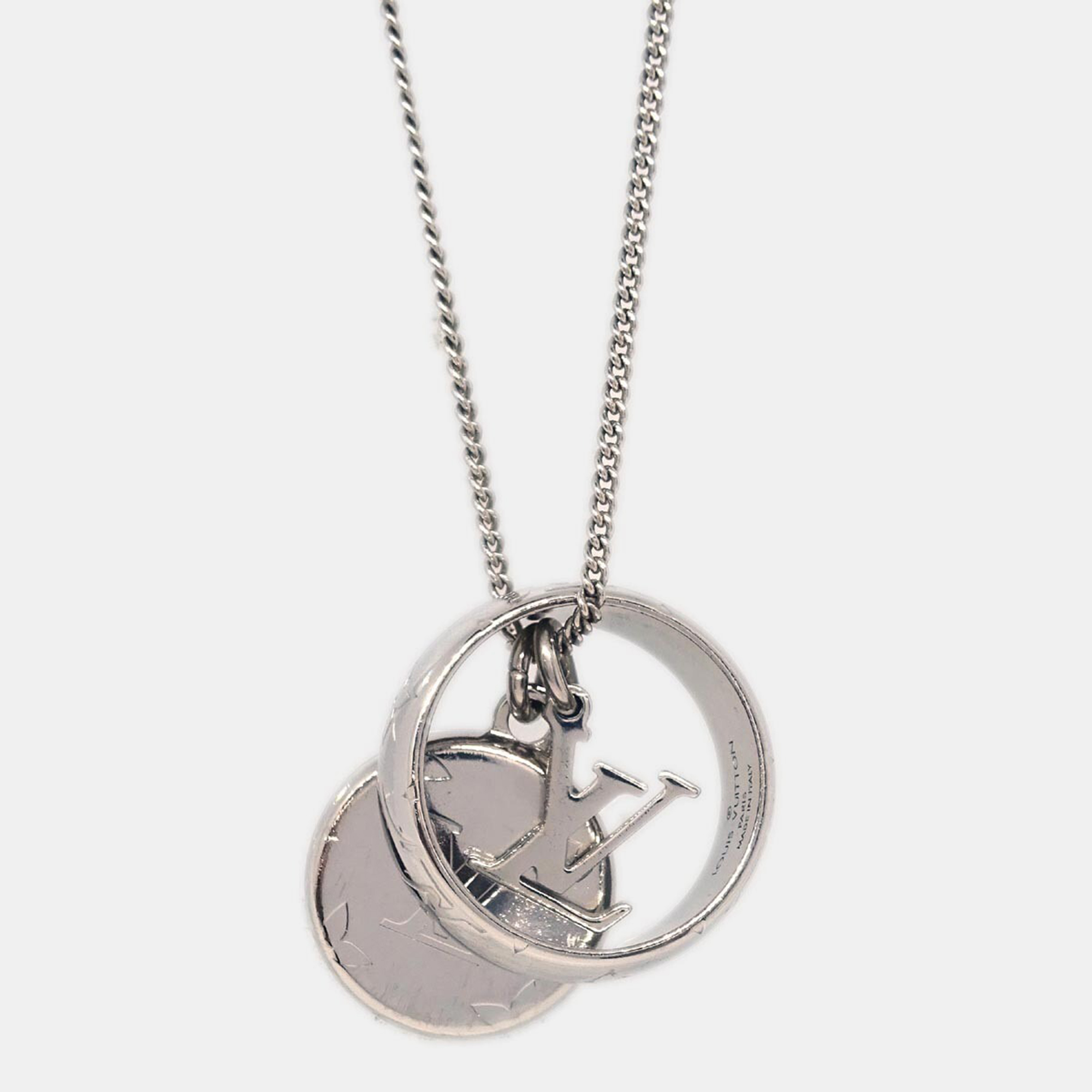 

Louis Vuitton Ring Silver Metal Necklace