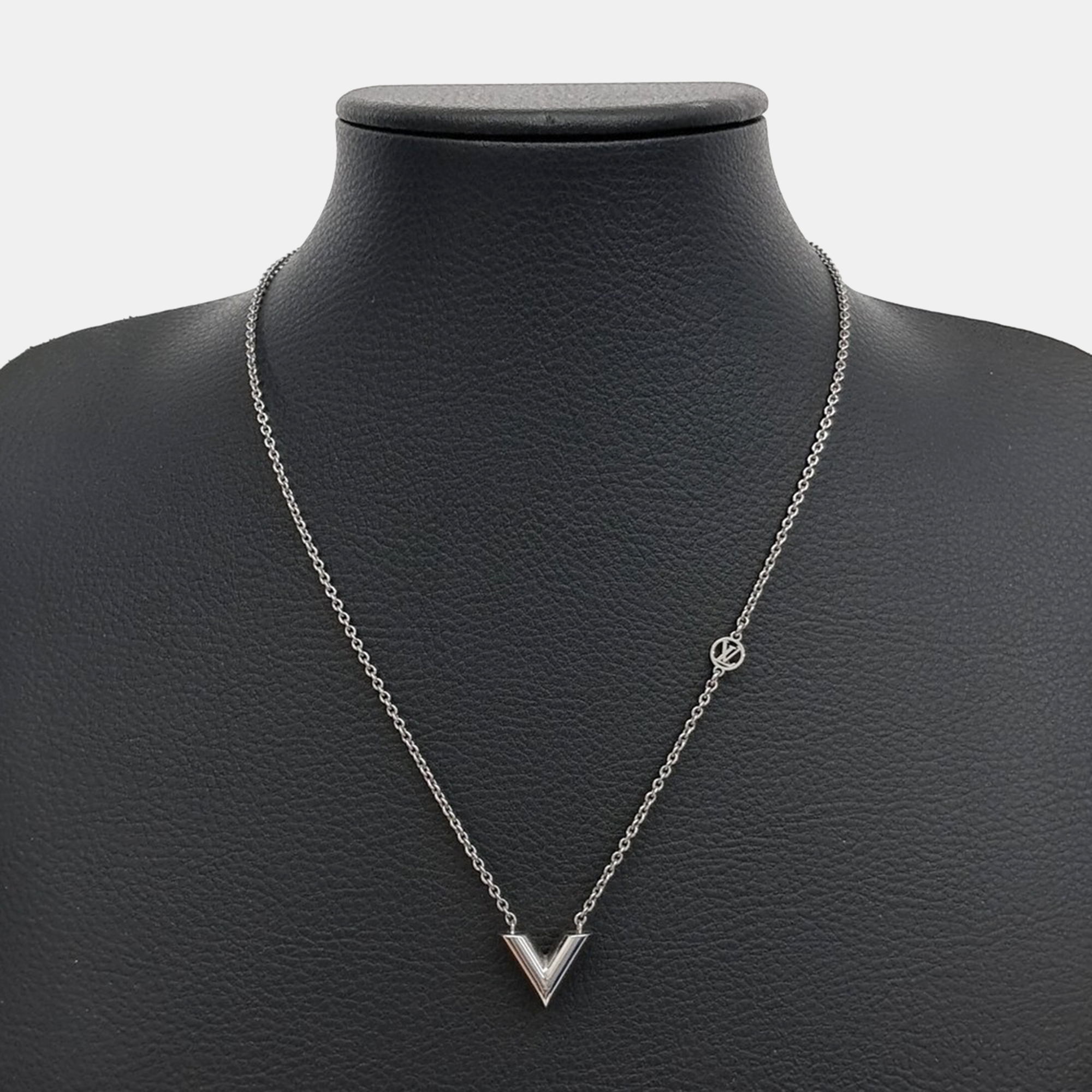 Pre-owned Louis Vuitton Silver Essential V Supple Necklace