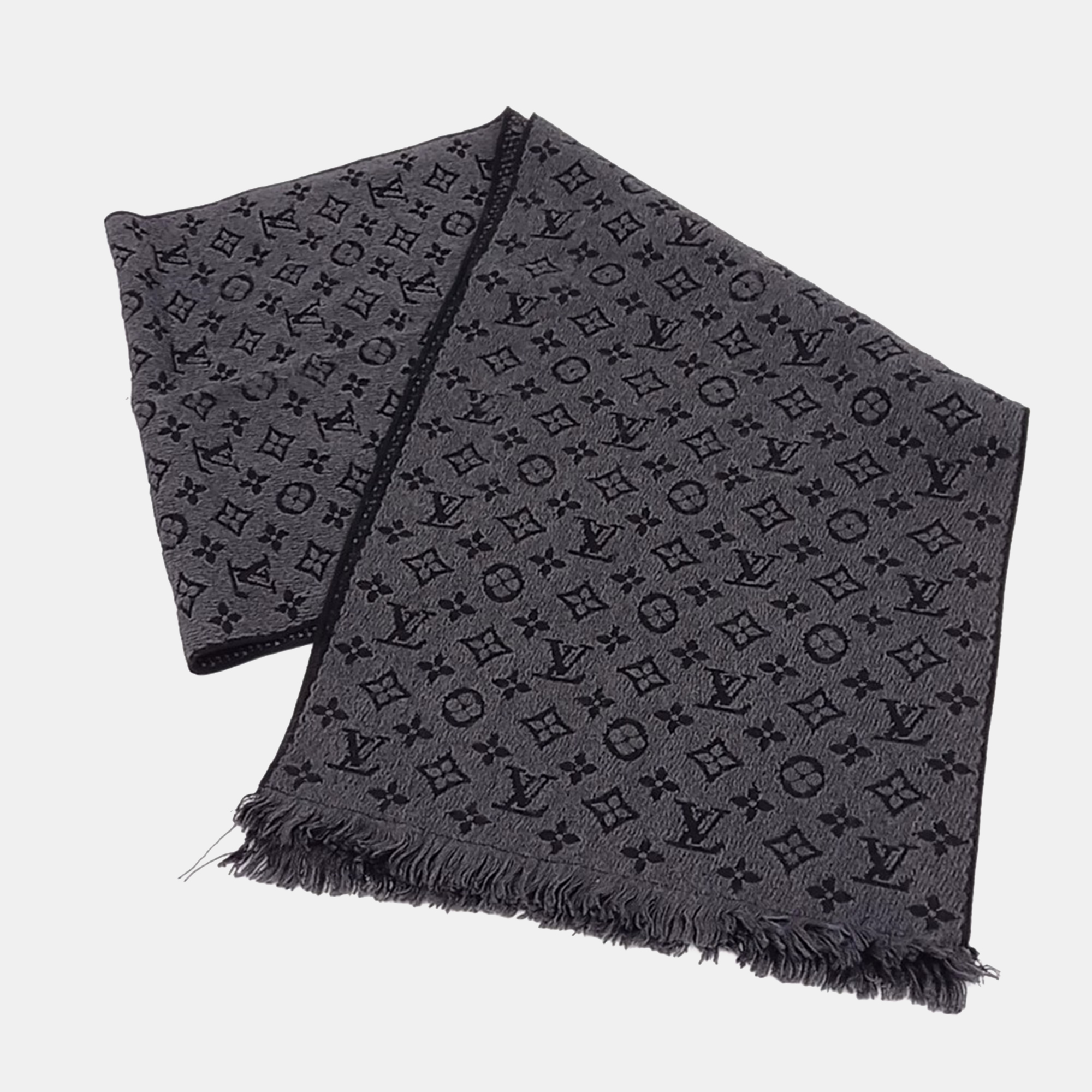 

Louis Vuitton Black Wool Monogram Classic Muffler