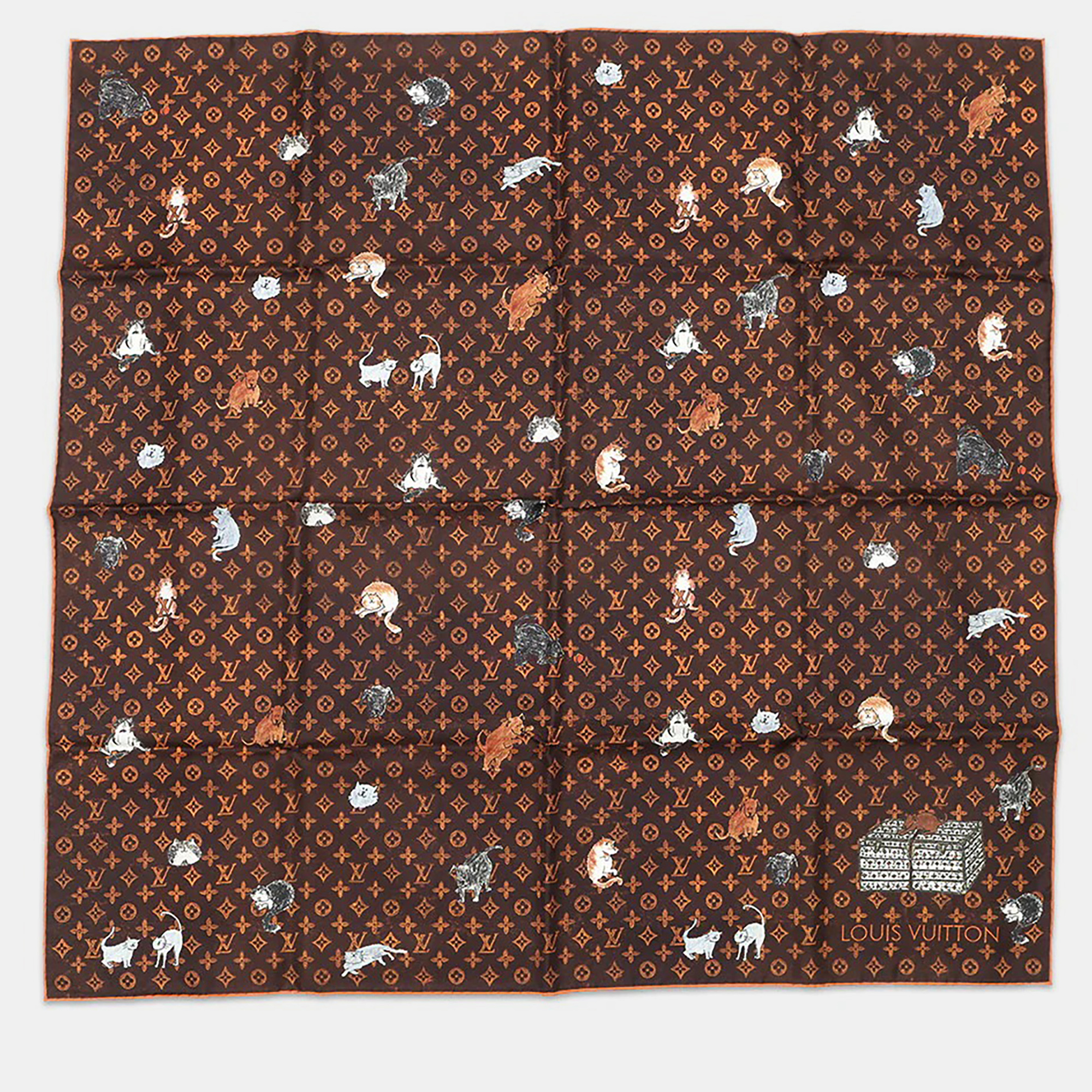 

Louis Vuitton Carre Catogram Size, Brown