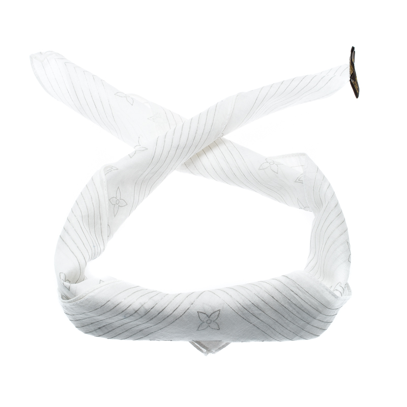 

Louis Vuitton Off White Monogram Foil Printed Cotton Square Scarf