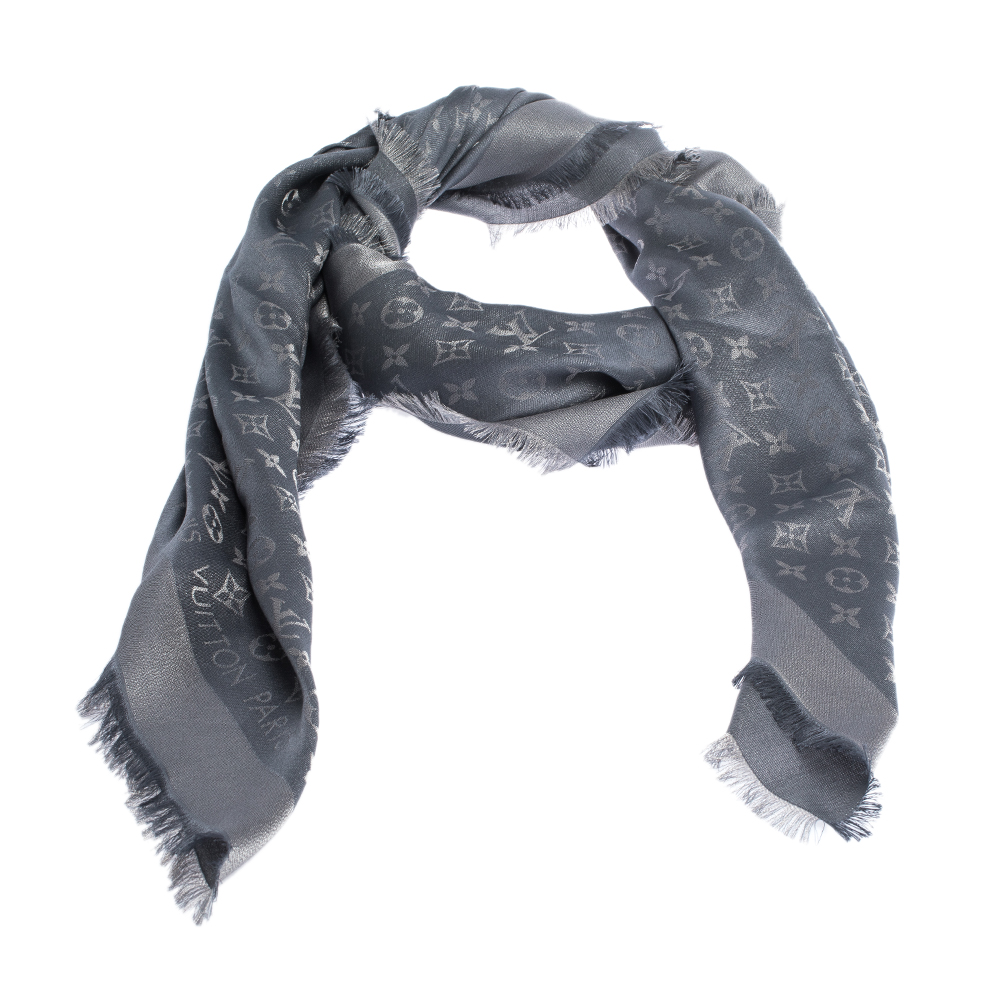 

Louis Vuitton Grey Wool & Silk Monogram Shine Shawl