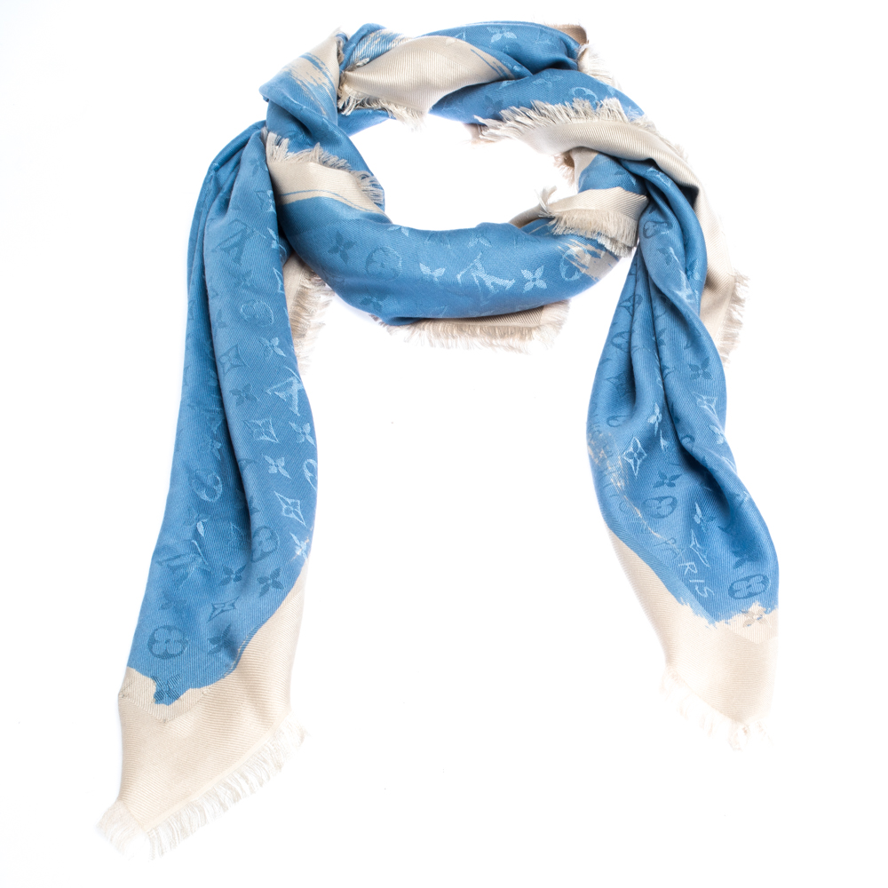 

Louis Vuitton Blue Wool & Silk Monogram Arty Shawl