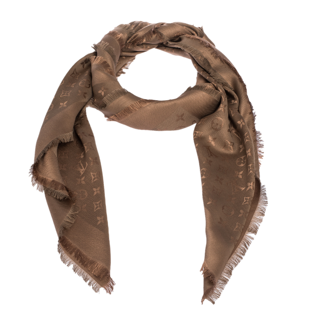 

Louis Vuitton Cappuccino Brown Monogram Silk & Wool Shawl