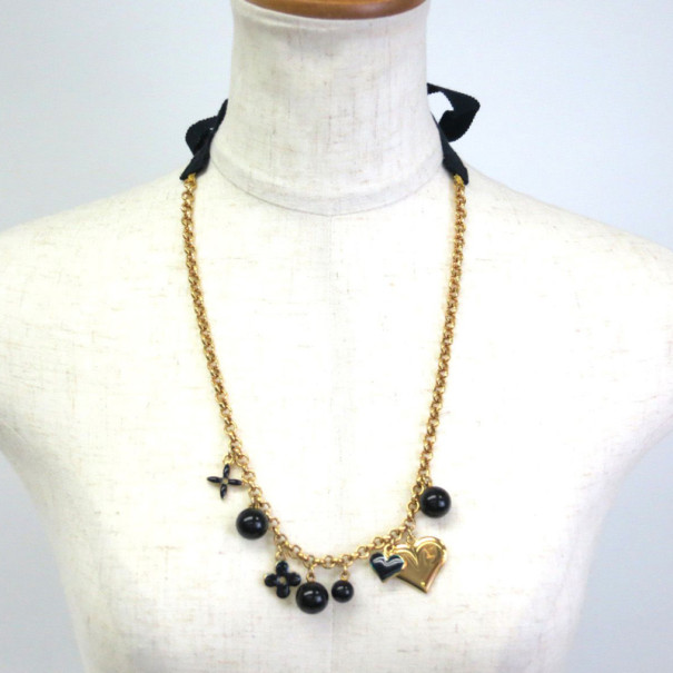 Pre Owned Louis Vuitton Golden Metal and Navy Pendant Necklace