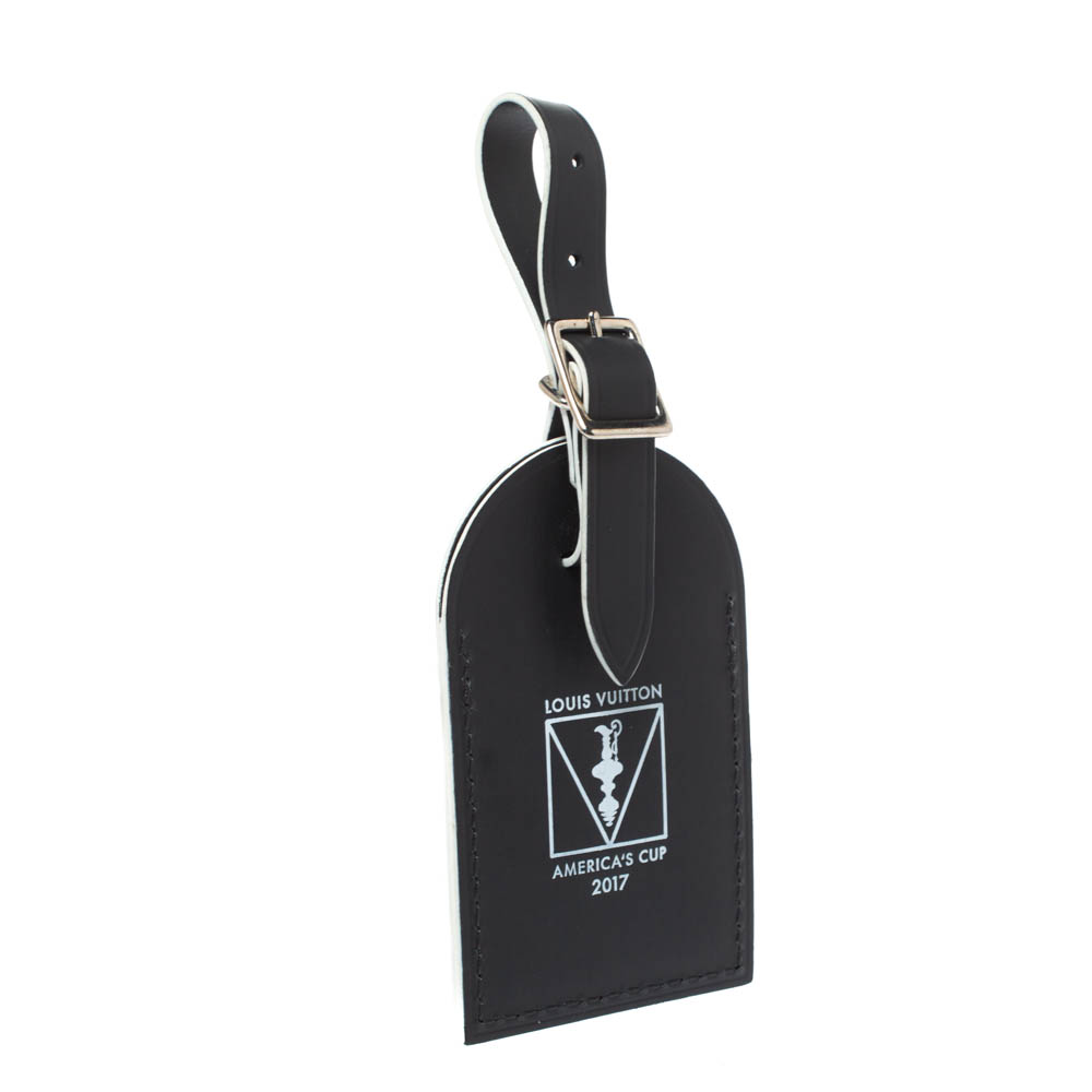 

Louis Vuitton Black Leather Luggage Name Tag