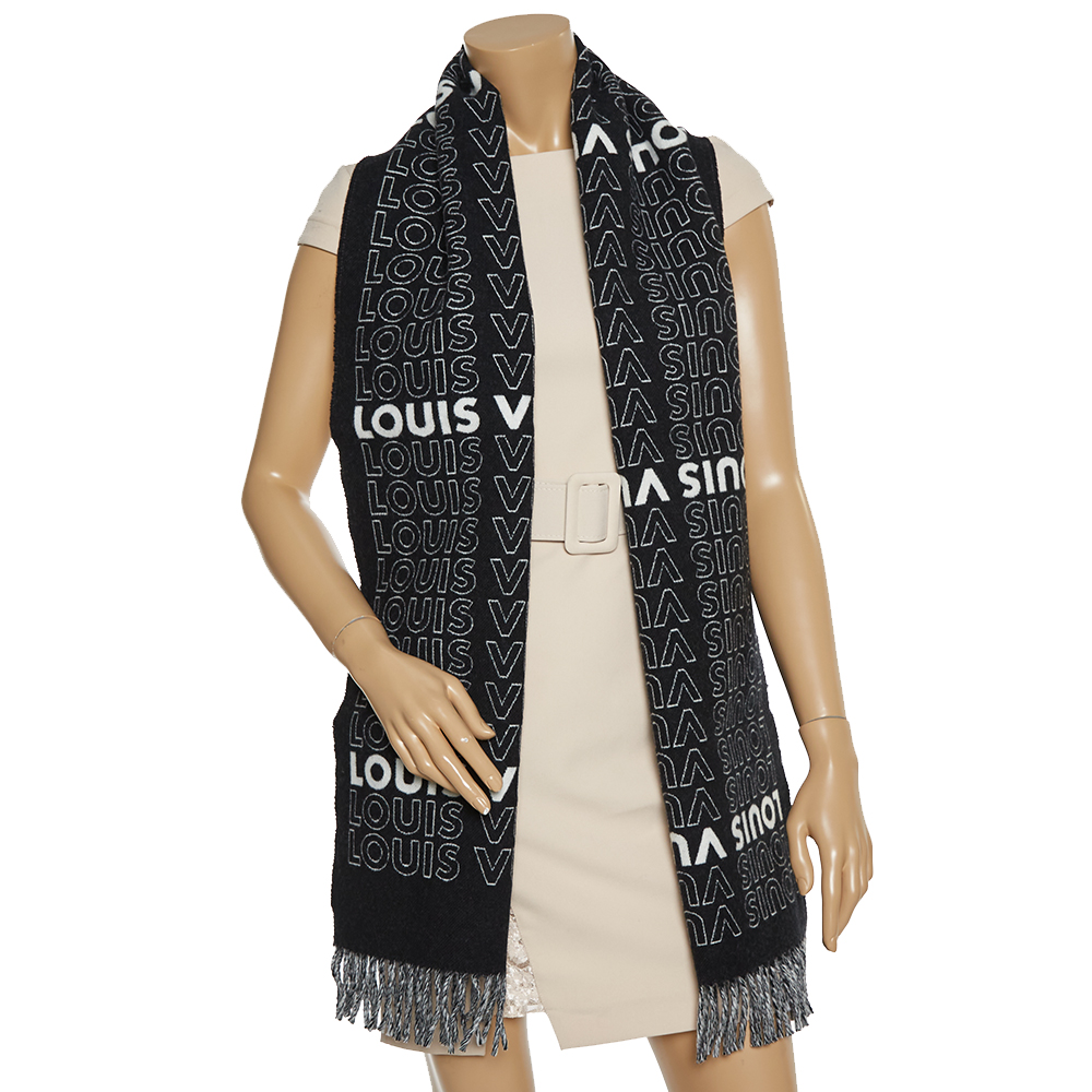 

Louis Vuitton Black LV List City Tuch Wool Scarf