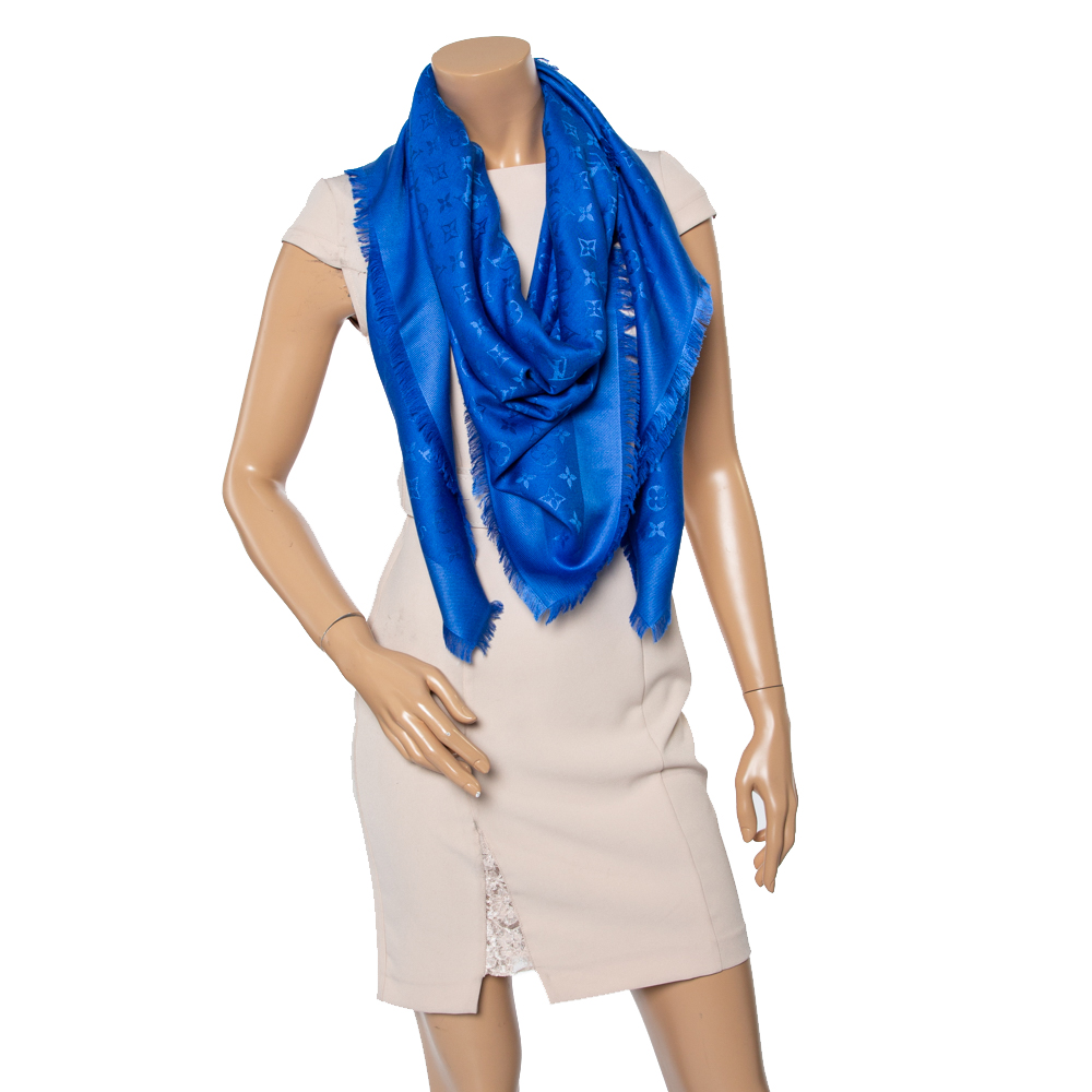

Louis Vuitton Blue Monogram Silk & Wool Shawl