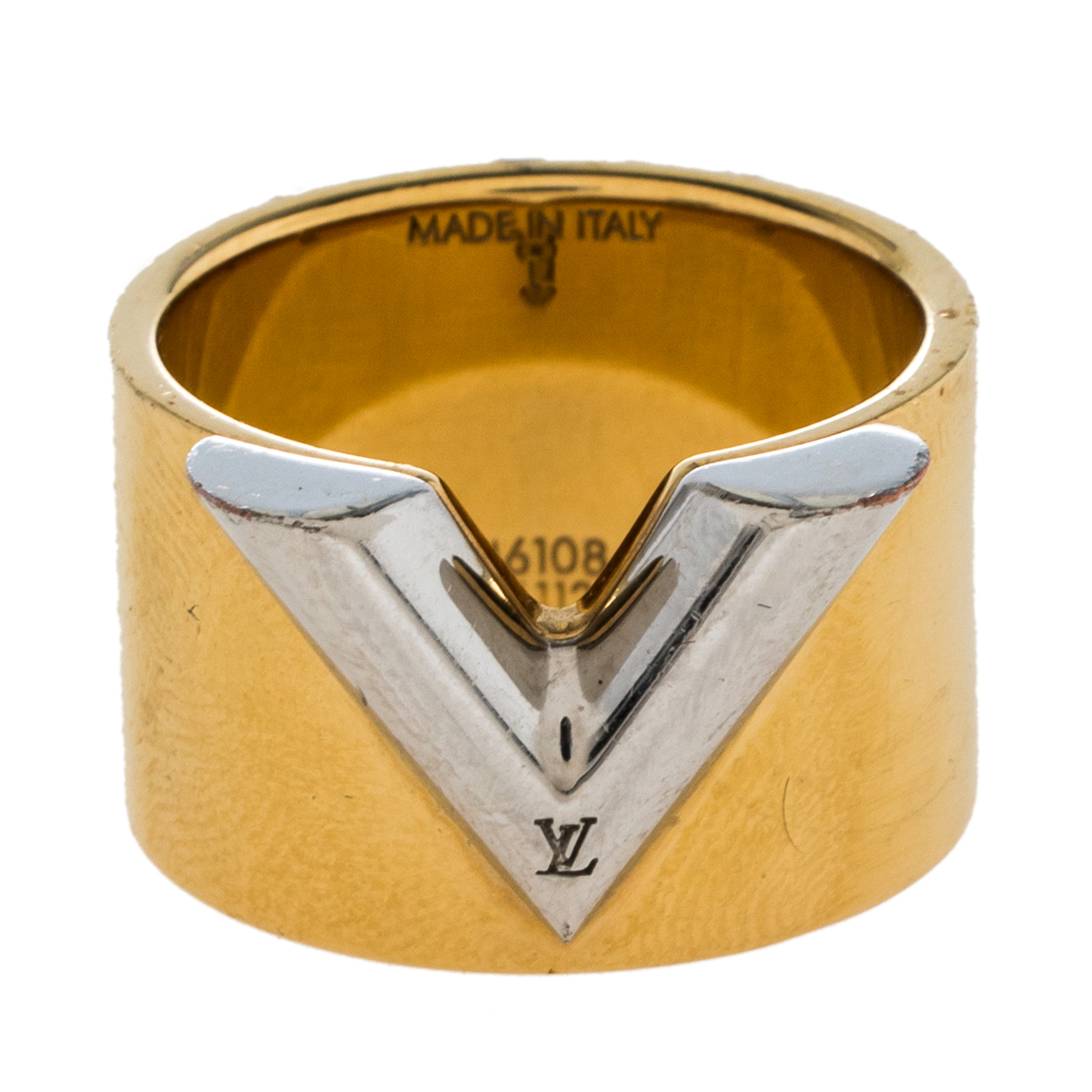 

Louis Vuitton Two Tone Essential V Ring, Gold