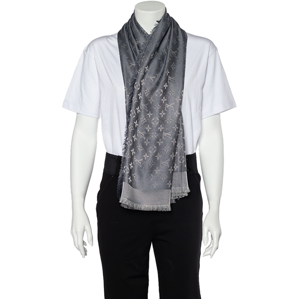 

Louis Vuitton Grey Monogram Silk & Wool Shine Shawl