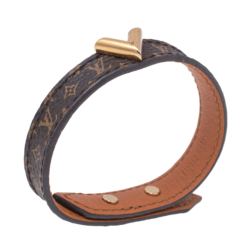 

Louis Vuitton Essential V Brown Monogram Canvas Gold Tone Bracelet