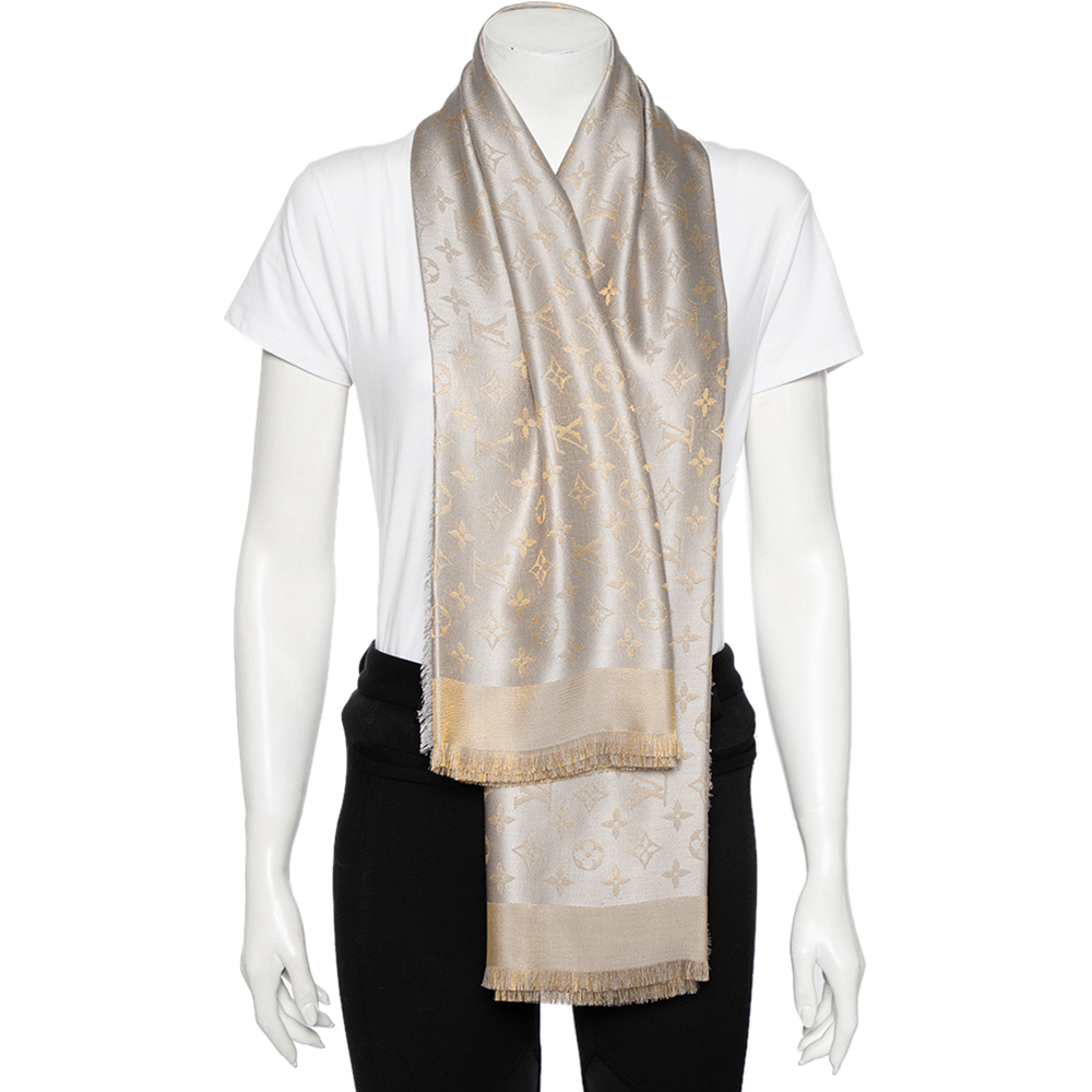

Louis Vuitton Greige Monogram Silk Blend Shine Shawl, Metallic