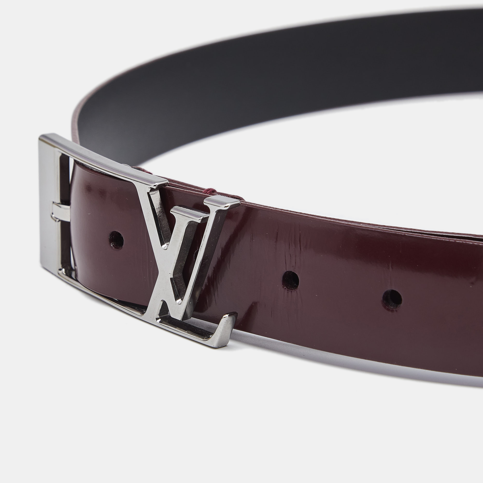 

Louis Vuitton Amarante Patent Leather Buckle Belt, Burgundy