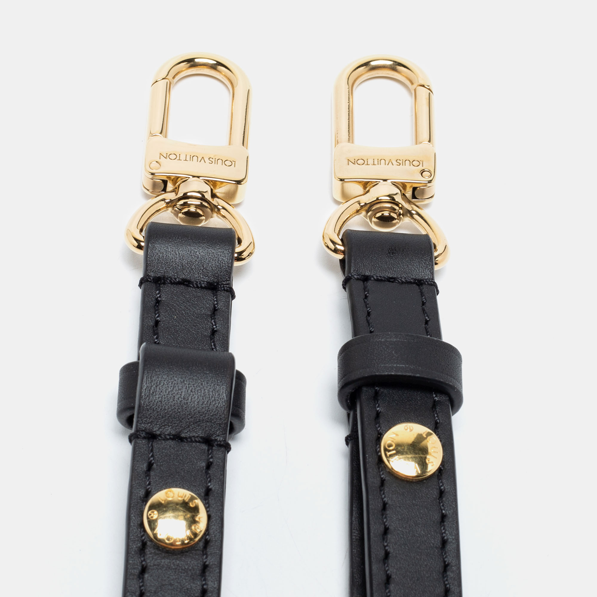 

Louis Vuitton Black Leather Adjustable Shoulder Bag Strap