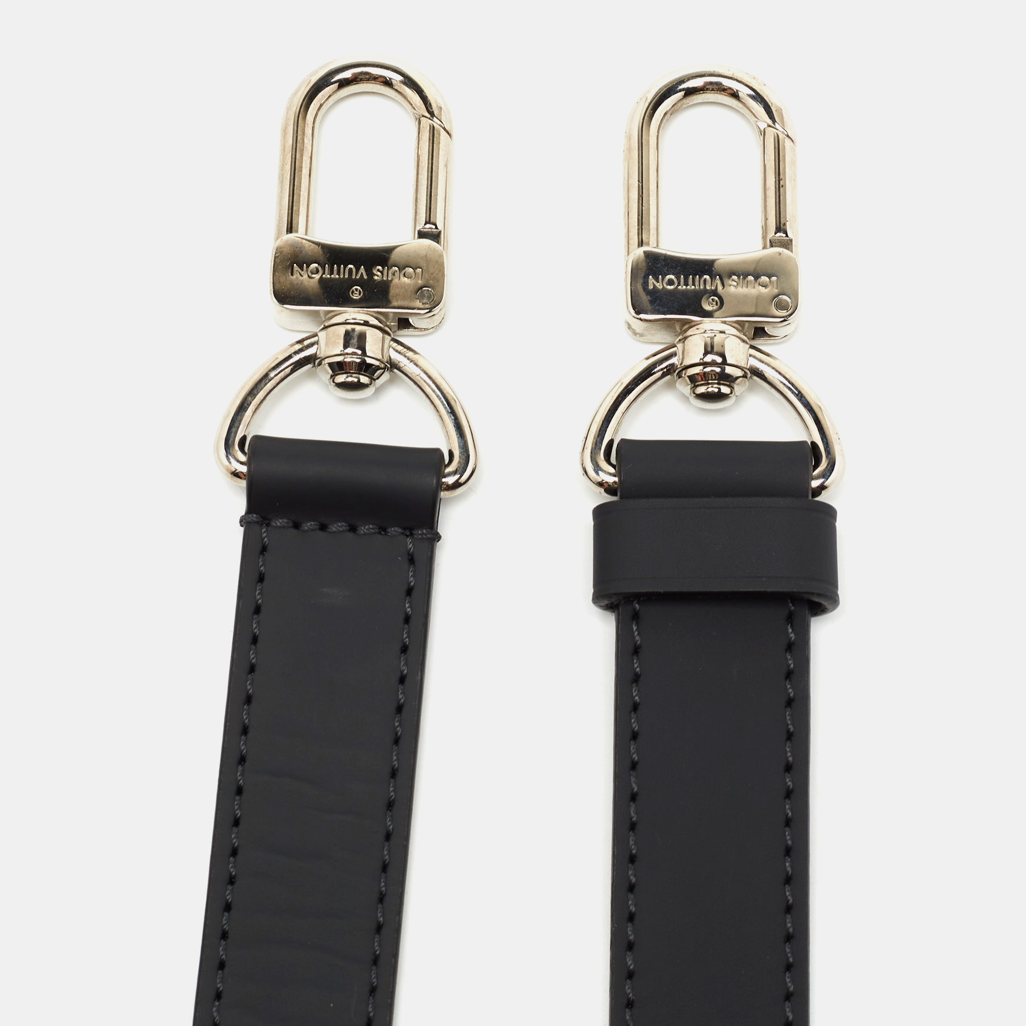 

Louis Vuitton Dark Grey Leather Adjustable Shoulder Bag Strap