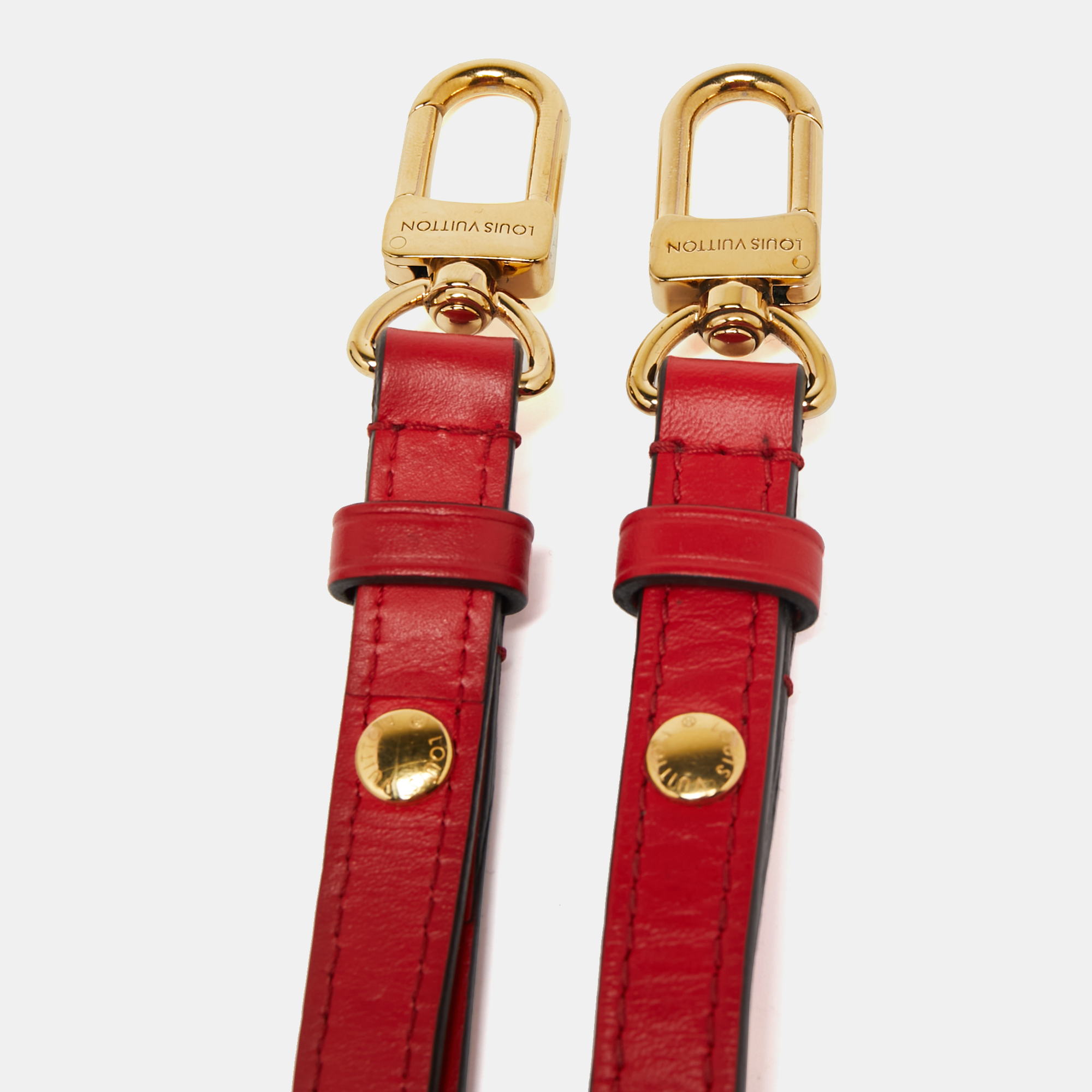 

Louis Vuitton Red Leather Adjustable Shoulder Strap
