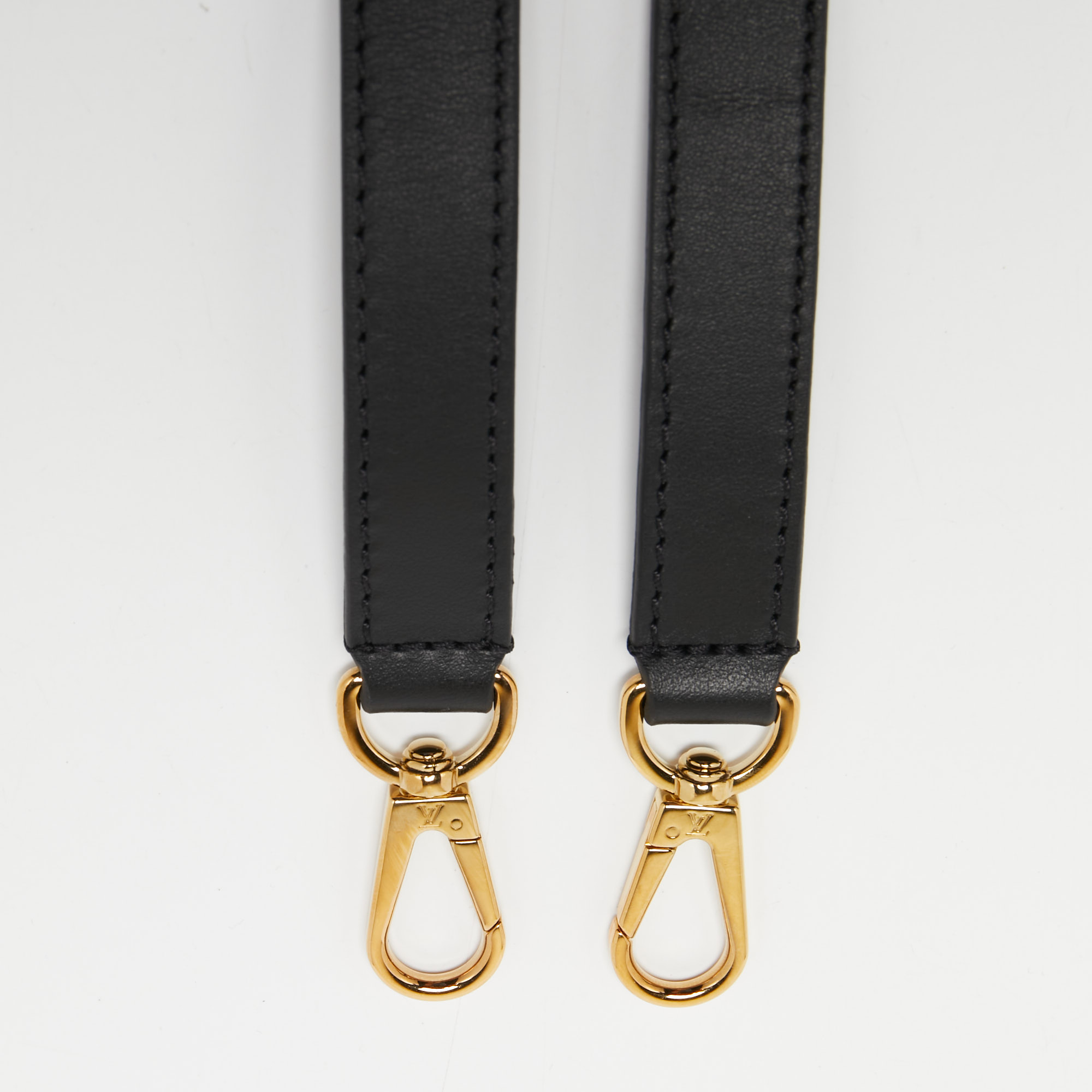 

Louis Vuitton Black Leather Adjustable Shoulder Bag Strap