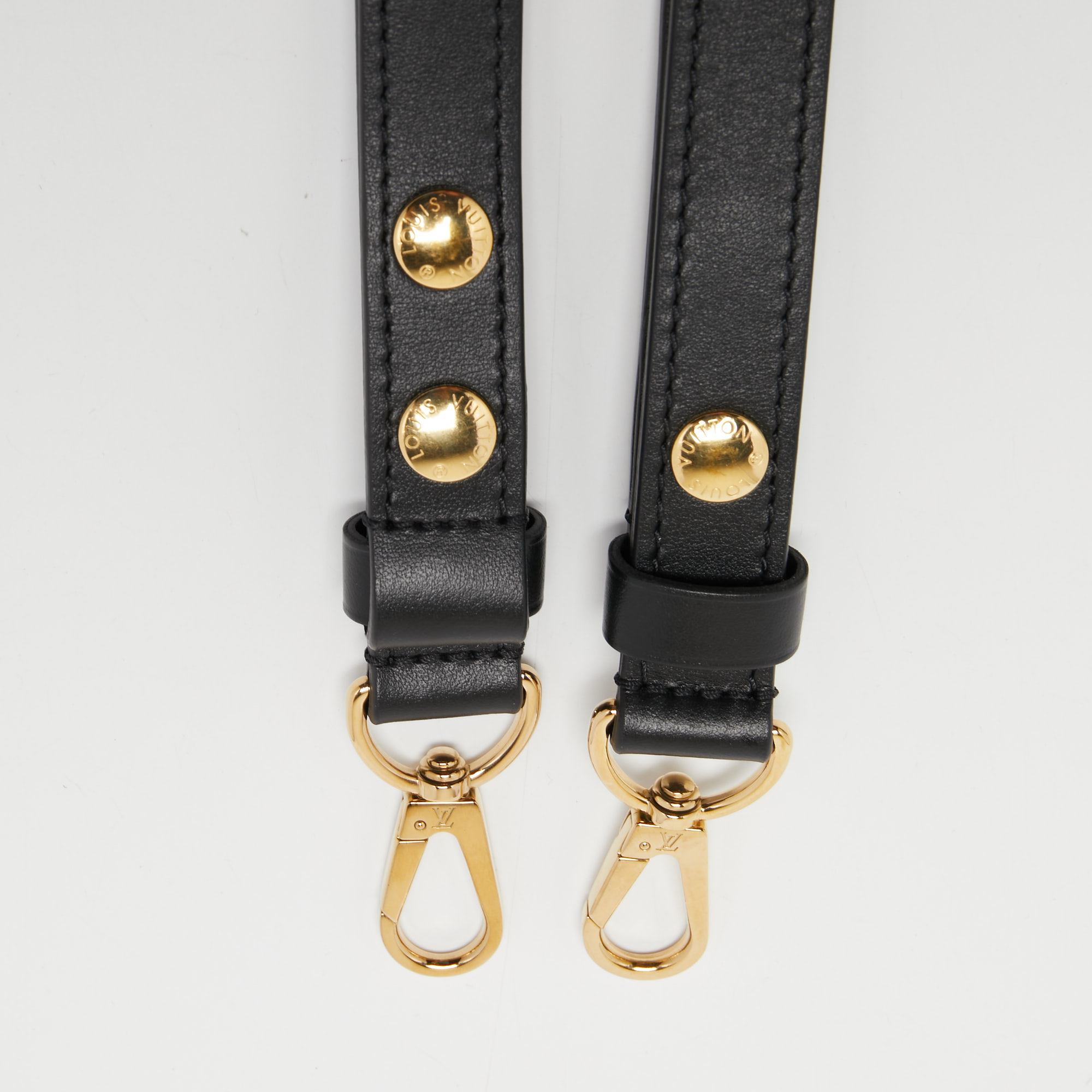 

Louis Vuitton Black Leather Adjustable Shoulder Bag Strap
