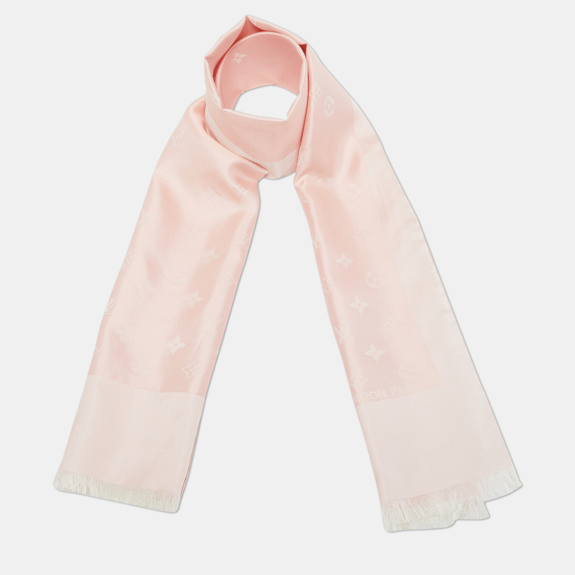 

Louis Vuitton Pink Monogram Pattern Silk Stole
