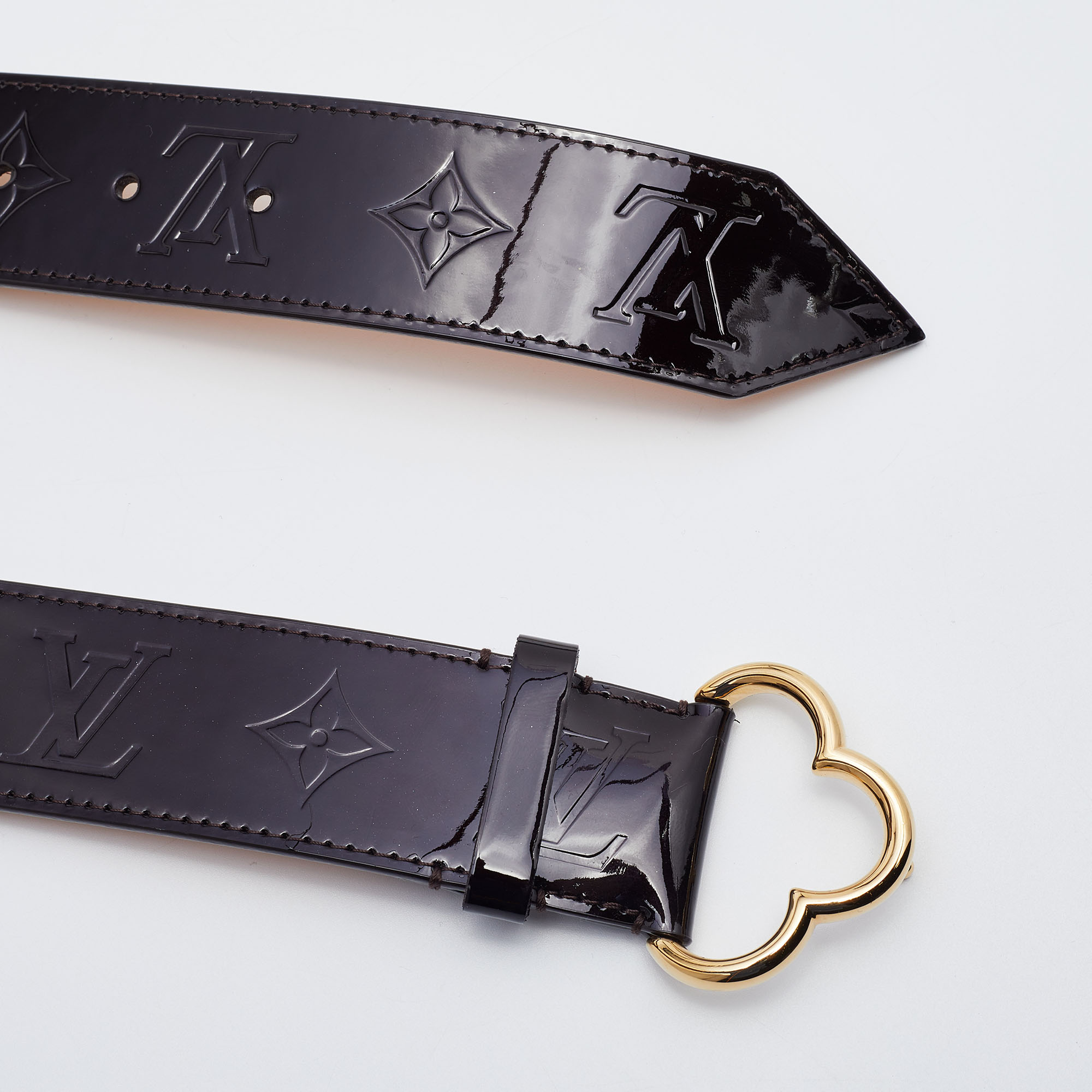 

Louis Vuitton Amarante Monogram Vernis Fleur Buckle Belt, Burgundy