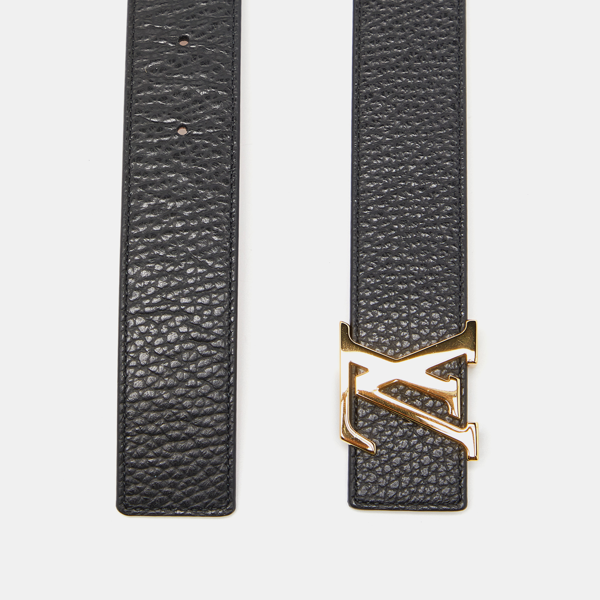 

Louis Vuitton Black Leather LV Buckle Belt