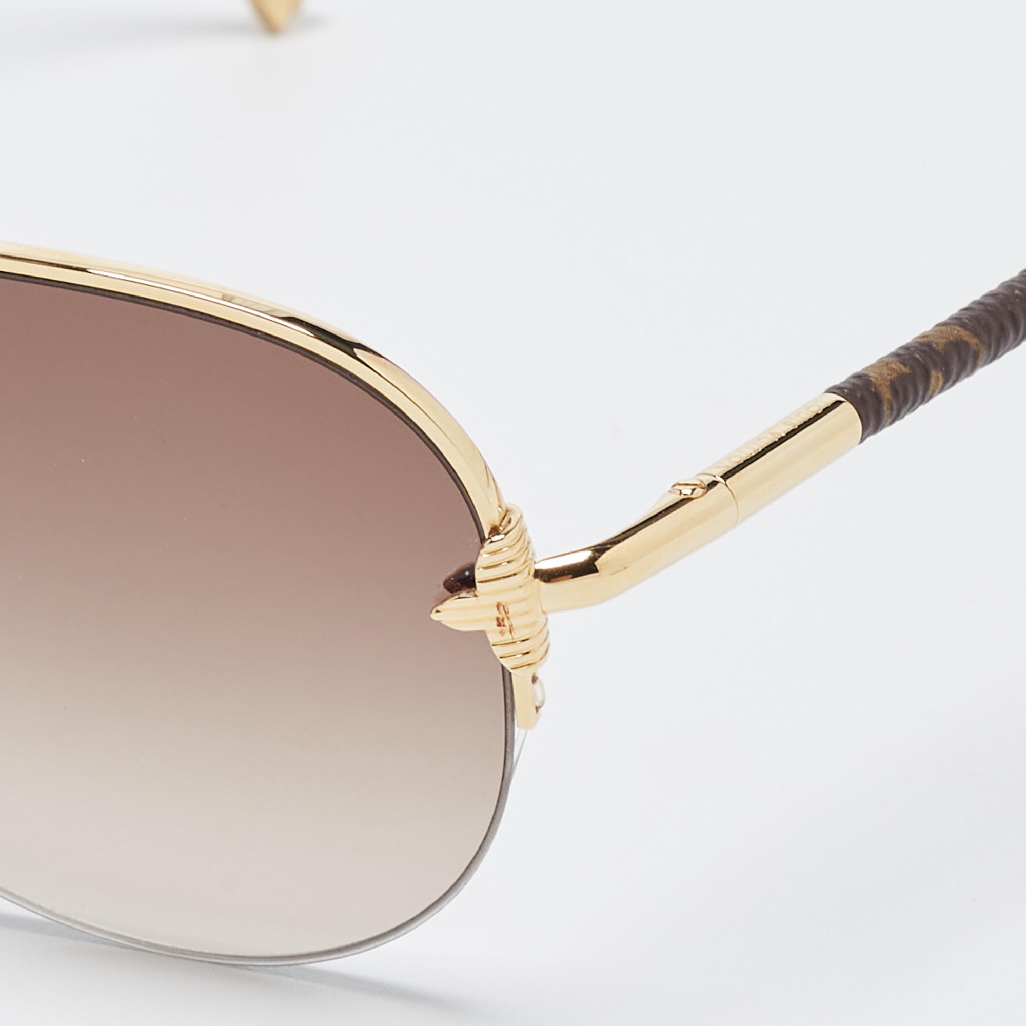 

Louis Vuitton Gold/Brown Canvas Z0571U977 Gradient Aviator Sunglasses