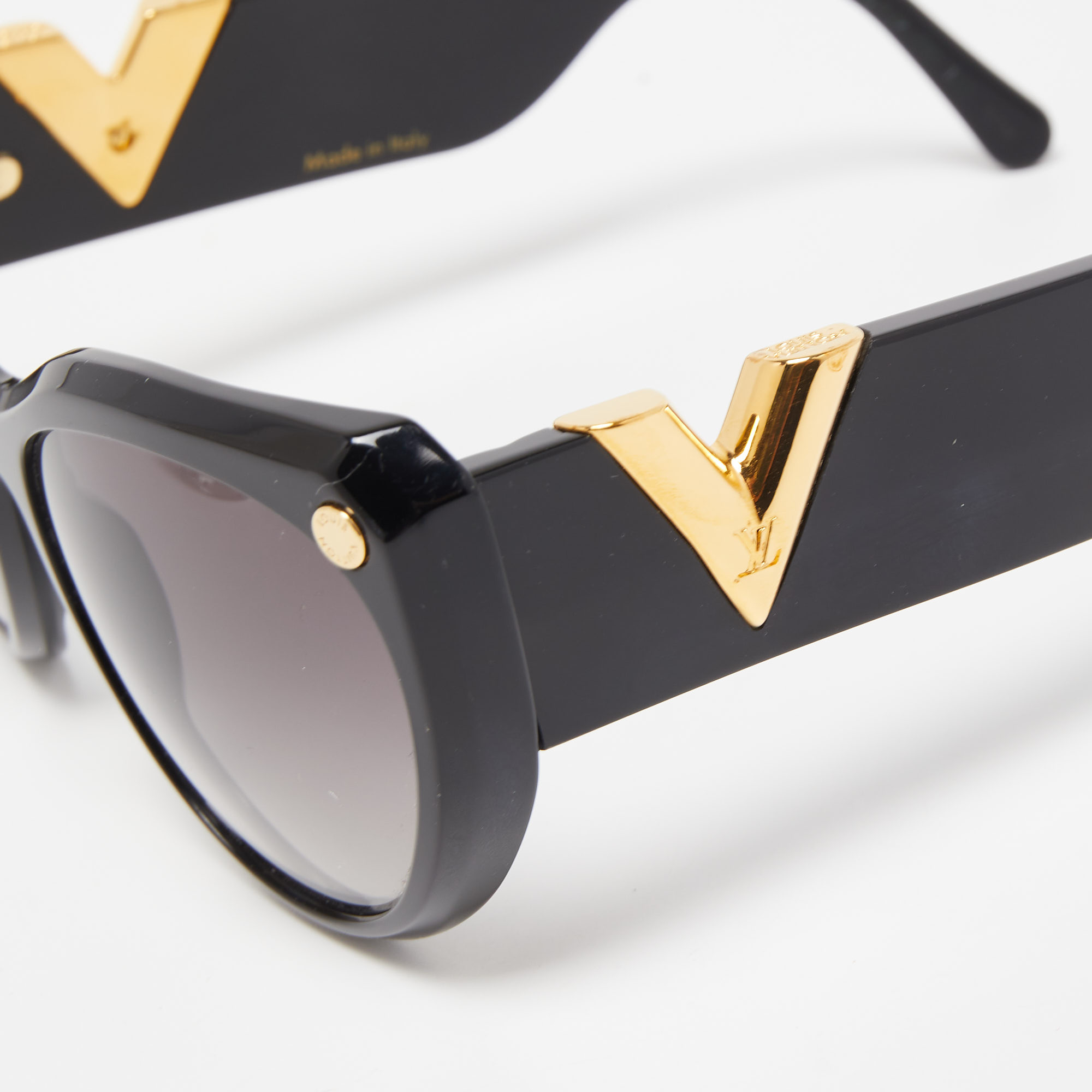 

Louis Vuitton Black Gradient My Fair Lady Cat Eye Sunglasses