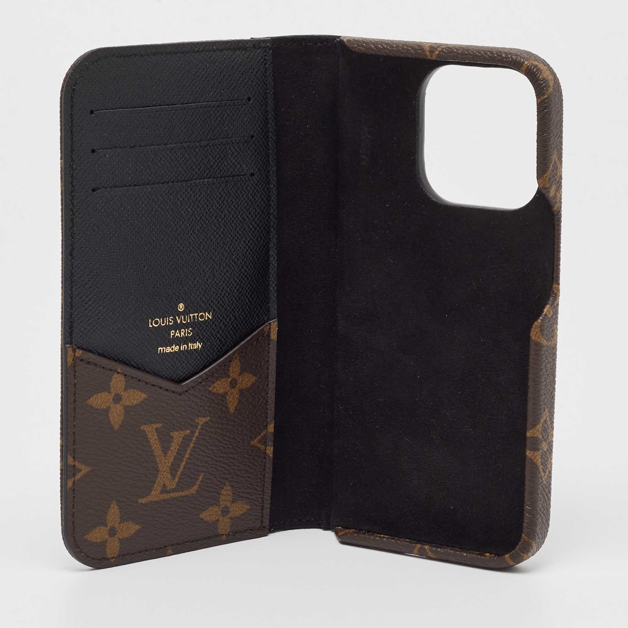 

Louis Vuitton Monogram Canvas iPhone 14 Pro Folio Case, Brown