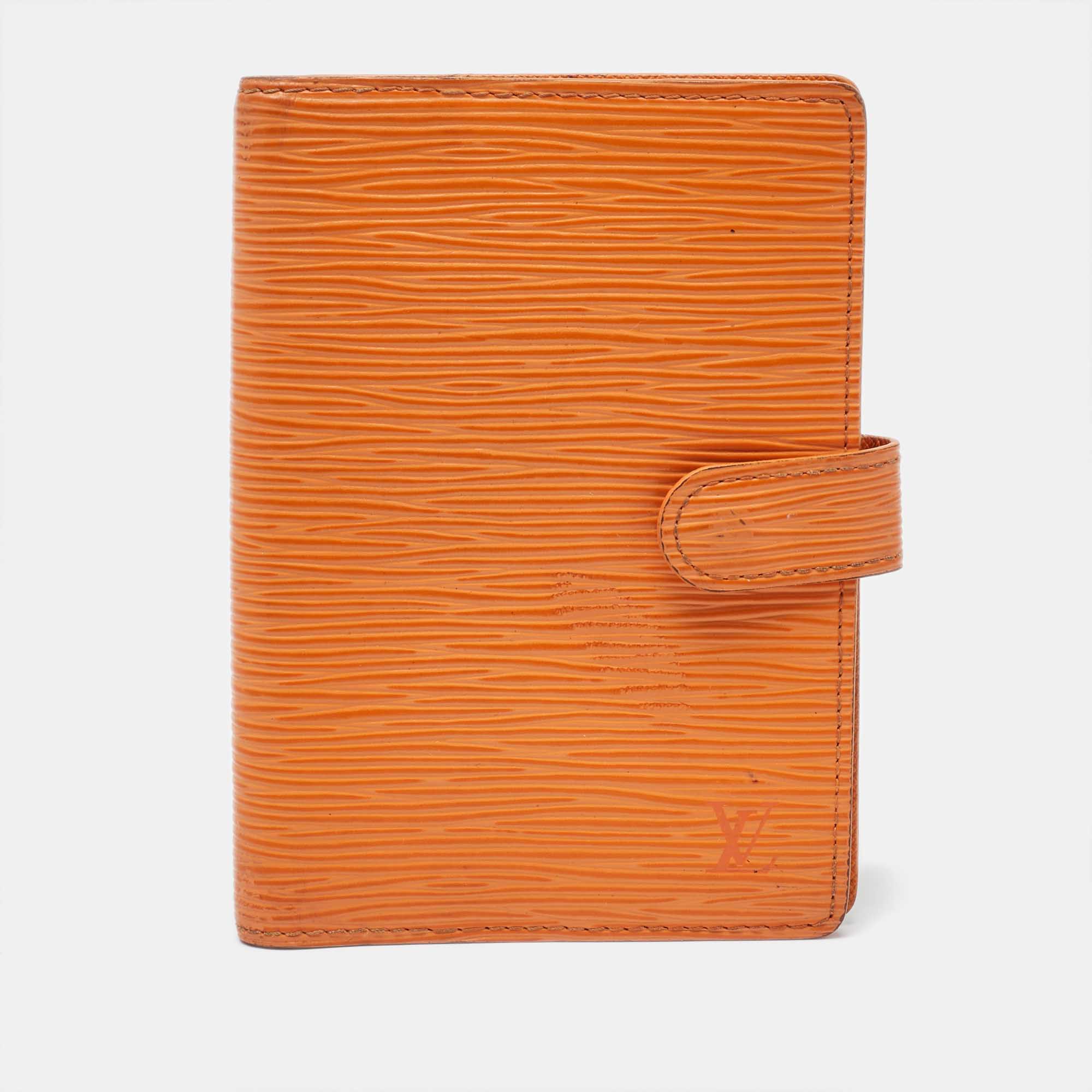 Pre-owned Louis Vuitton Mandarin Epi Leather Small Ring Agenda Cover In Orange