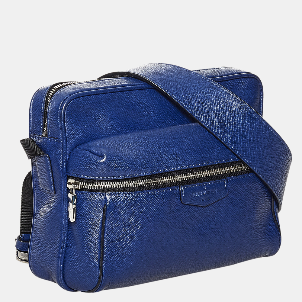 

Louis Vuitton Blue Taiga Outdoor Messenger PM