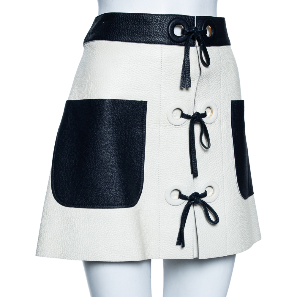 

Louis Vuitton White & Navy Blue Leather Mini Skirt