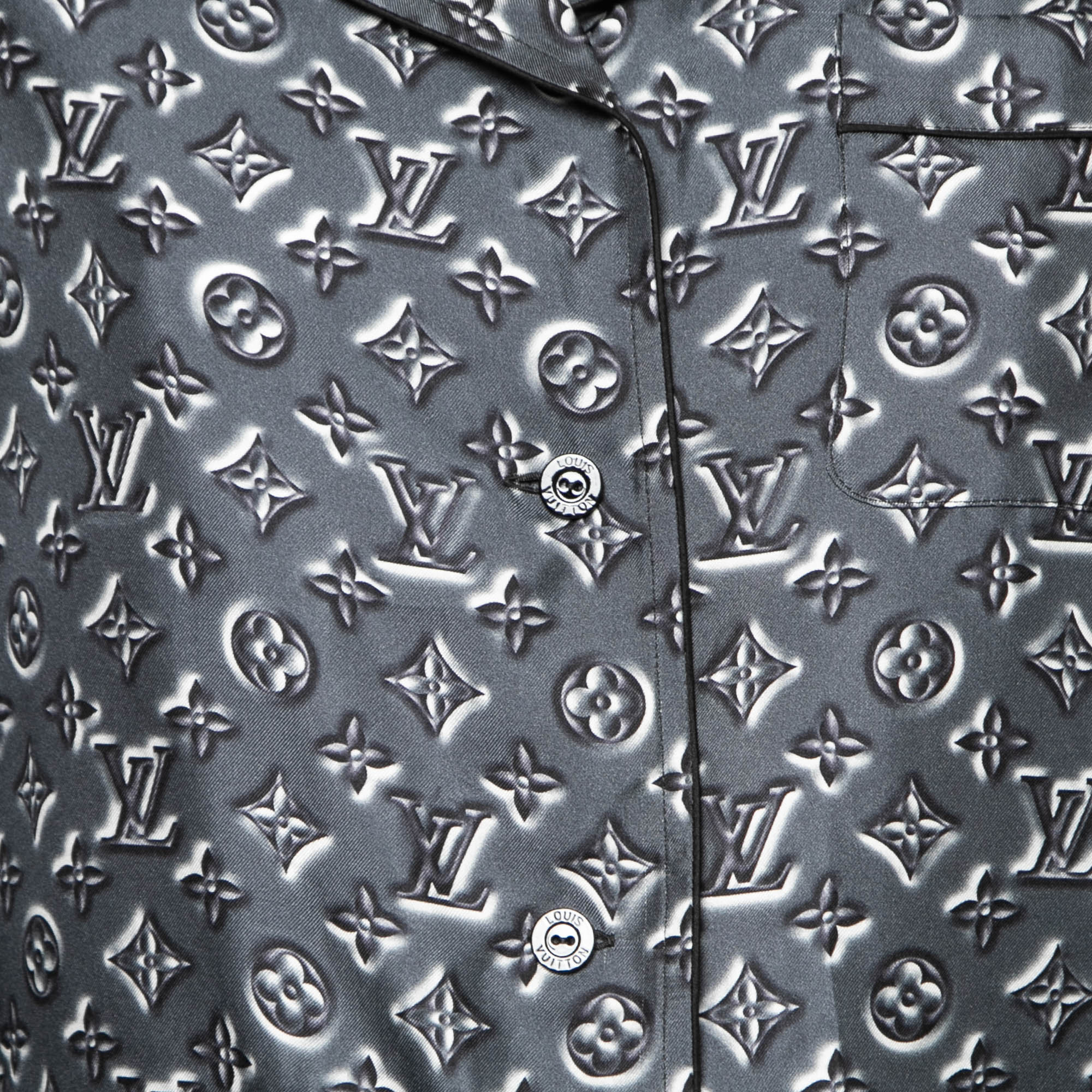 Louis Vuitton® Silk Blend Pyjama Shirt Grey. Size XL in 2023