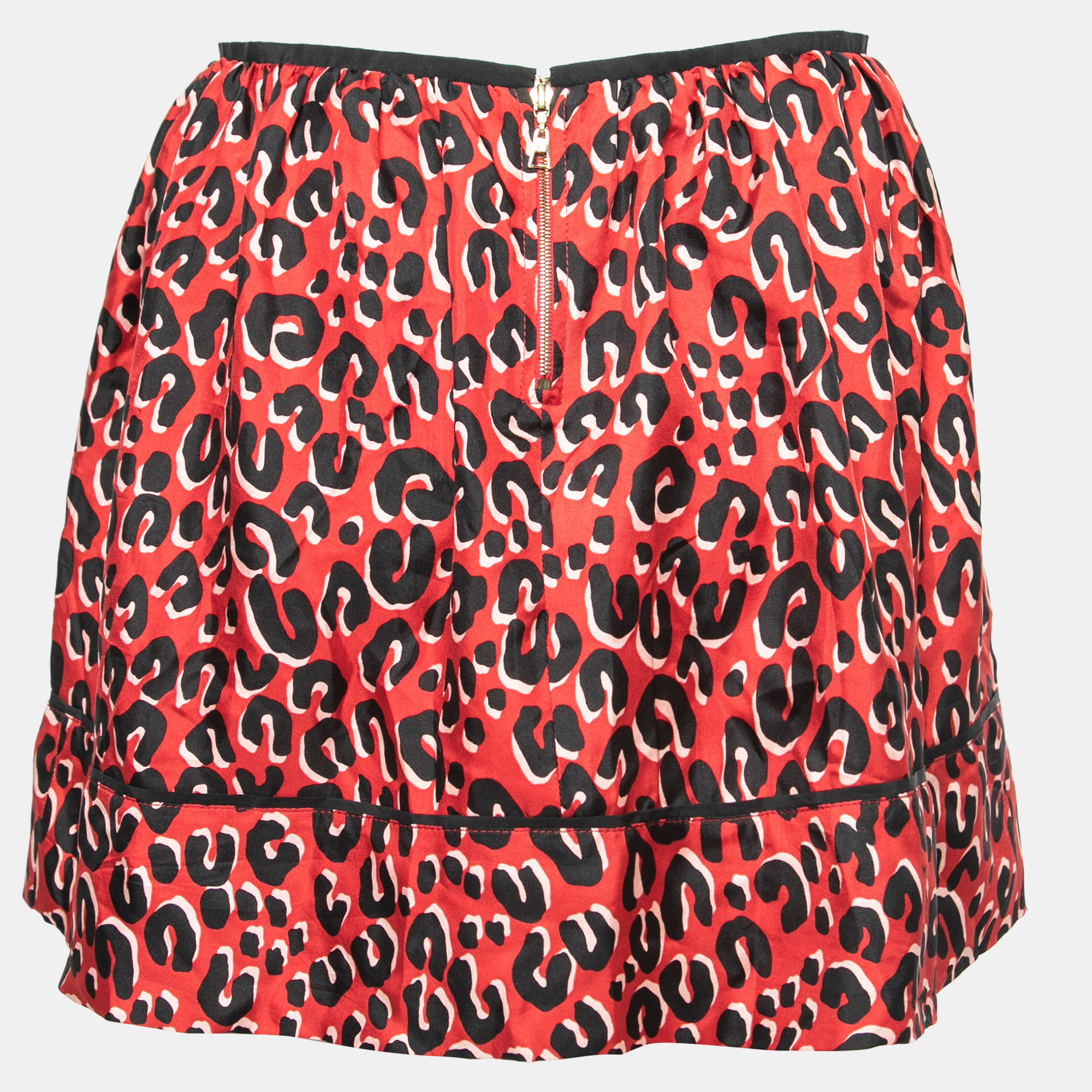 

Louis Vuitton Red Leopard Print Silk Mini Skirt