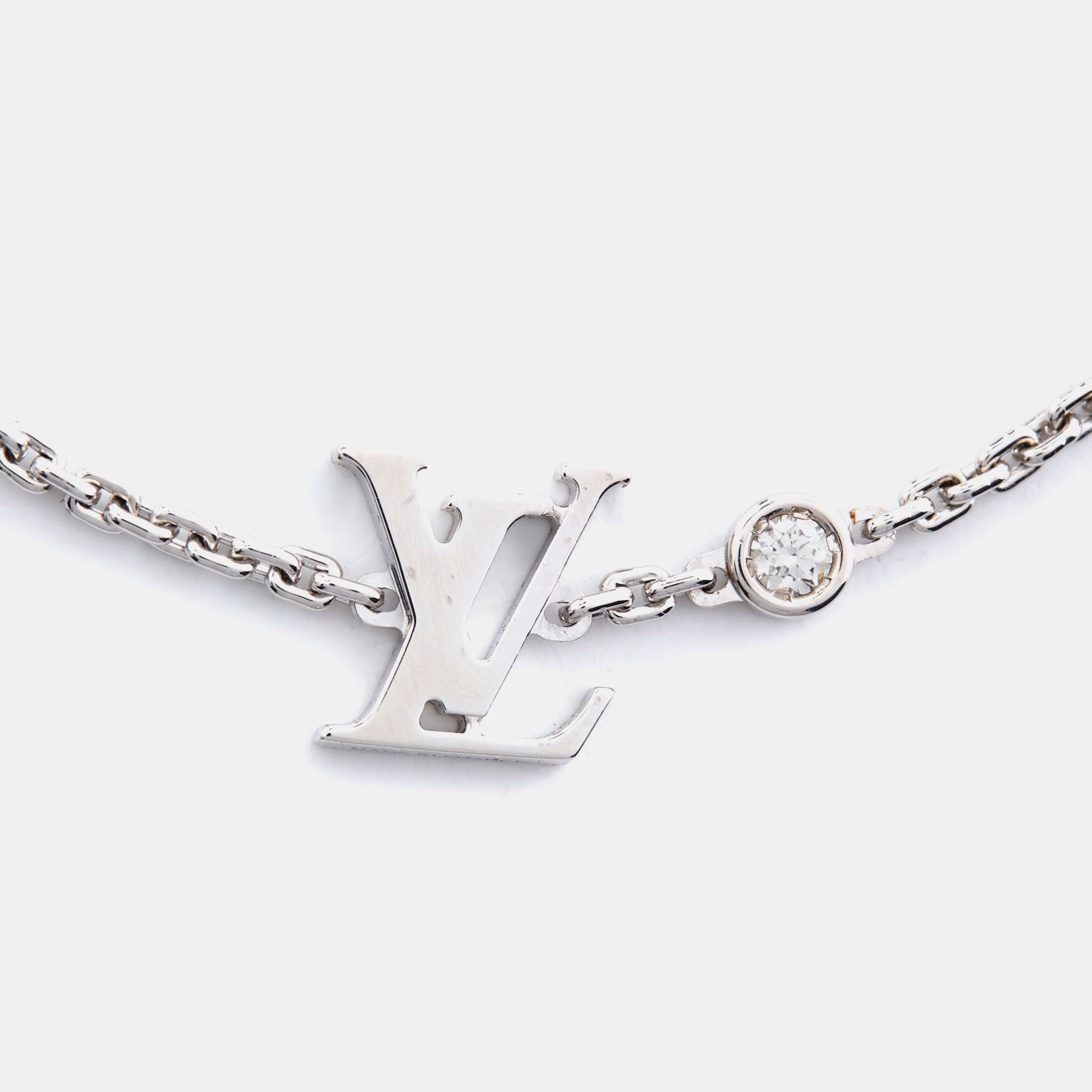 

Louis Vuitton Idylle Blossom Diamiond 18k White Gold Bracelet