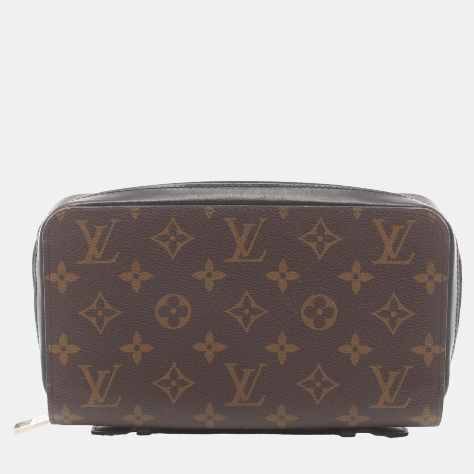 Pre-owned Louis Vuitton Brown Canvas Monogram Macassar Zippy Xl Wallet